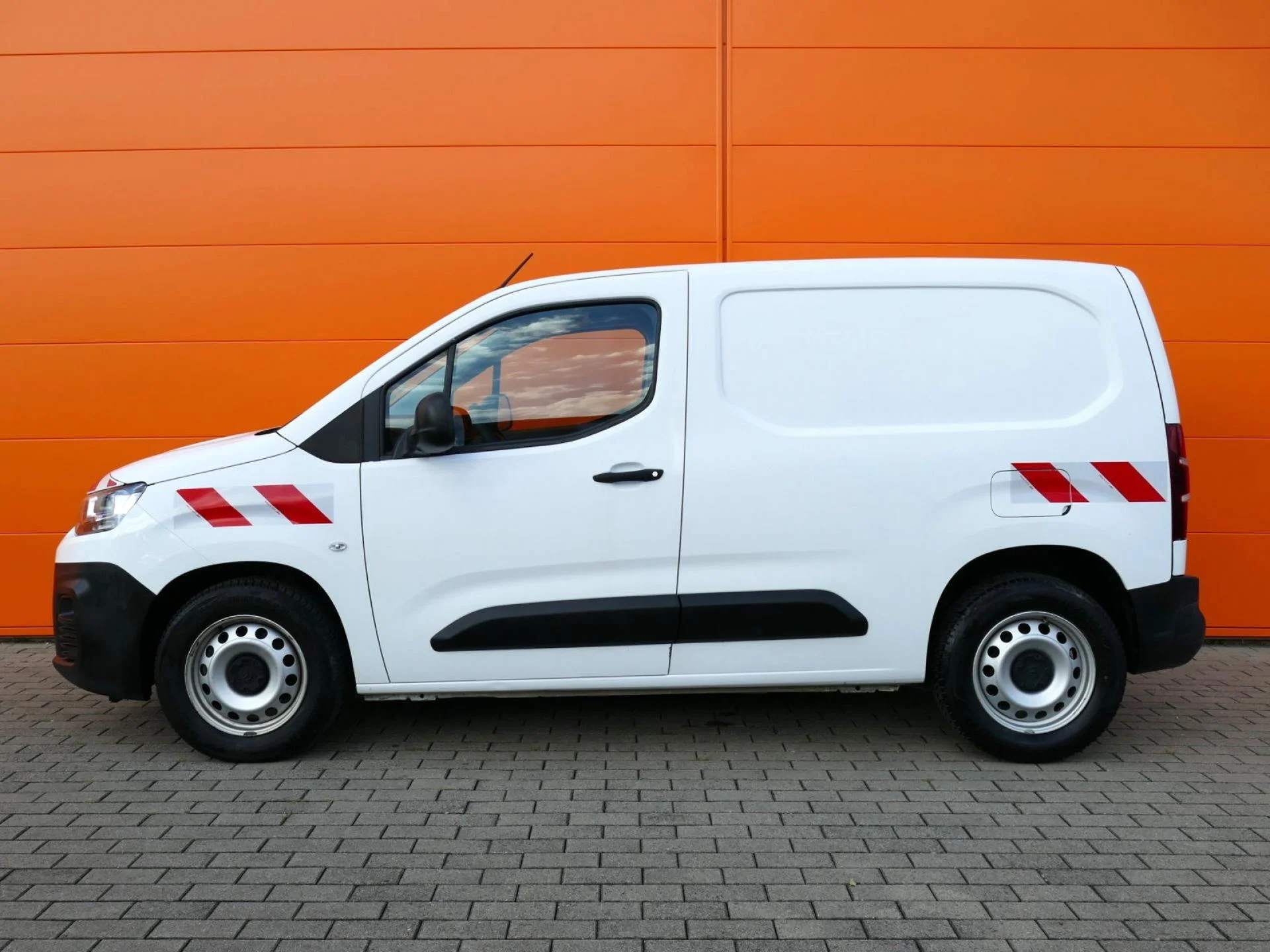 CITROEN BERLINGO - Miniature 25 sur 32 - Cliquer pour voir cette photo