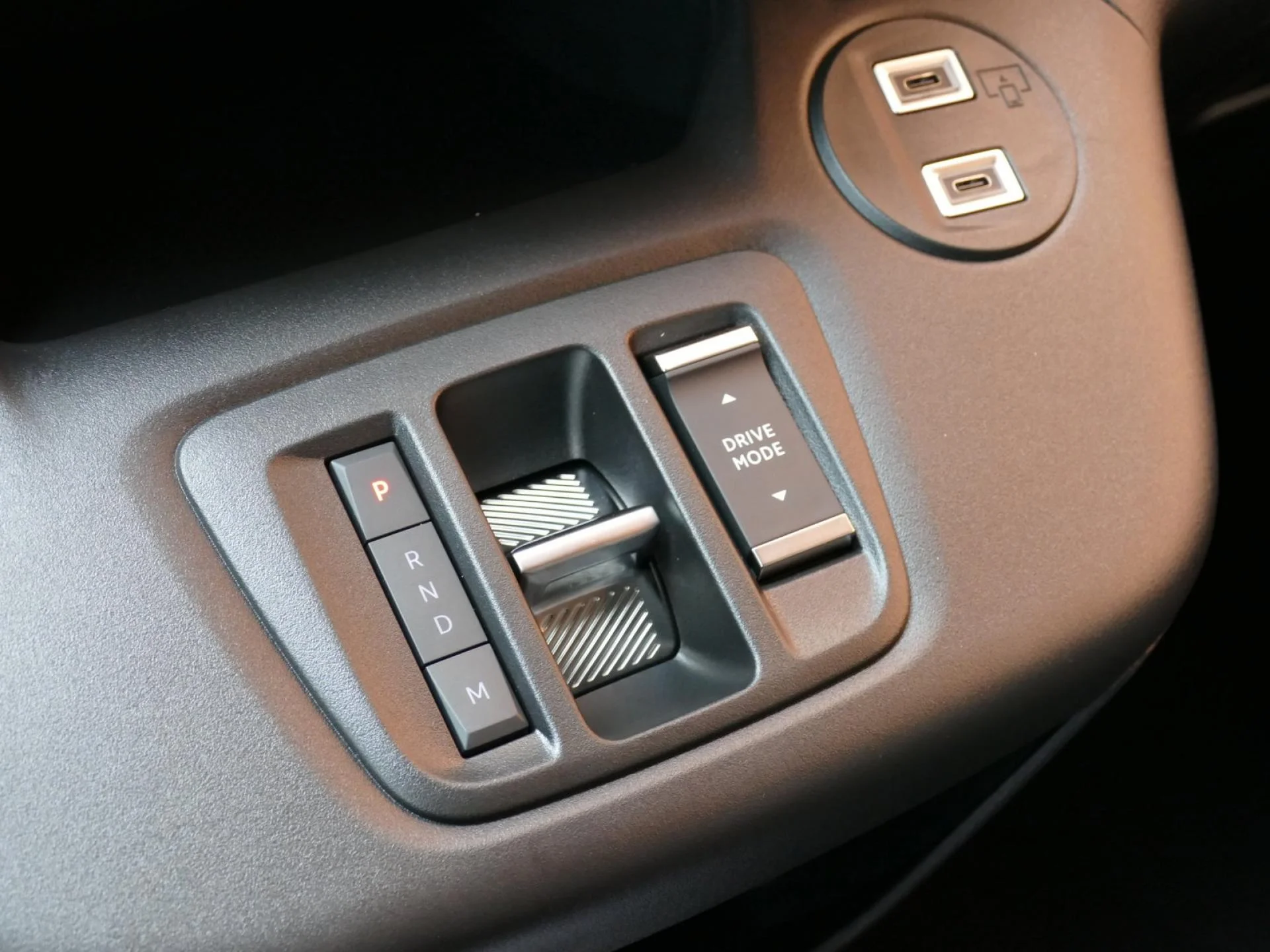 CITROEN BERLINGO - Miniature 19 sur 33 - Cliquer pour voir cette photo