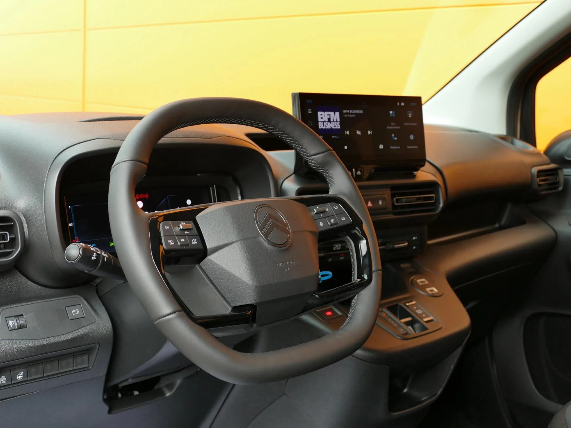 CITROEN BERLINGO - Miniature 16 sur 32 - Cliquer pour voir cette photo