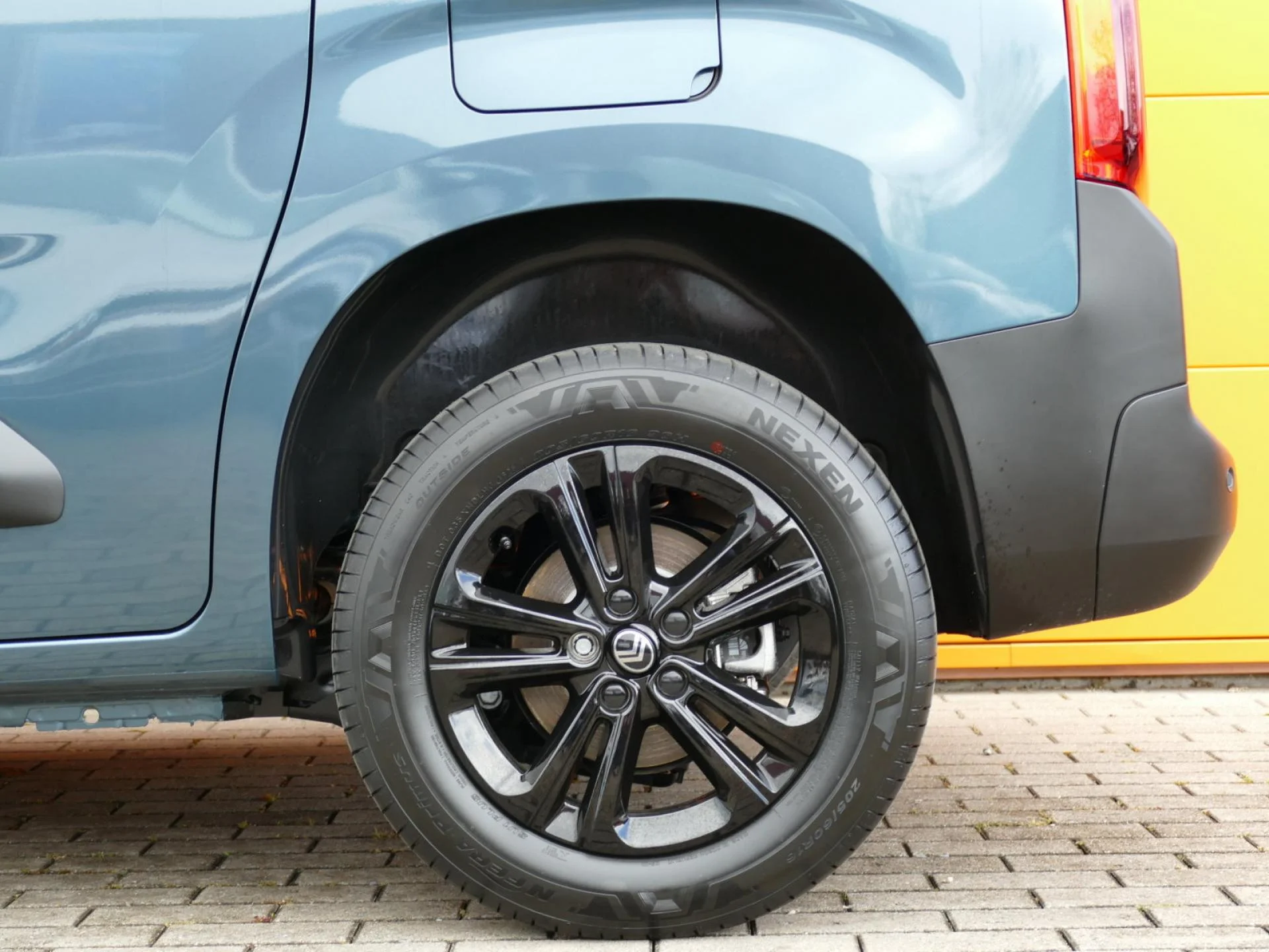 CITROEN BERLINGO - Miniature 32 sur 33 - Cliquer pour voir cette photo