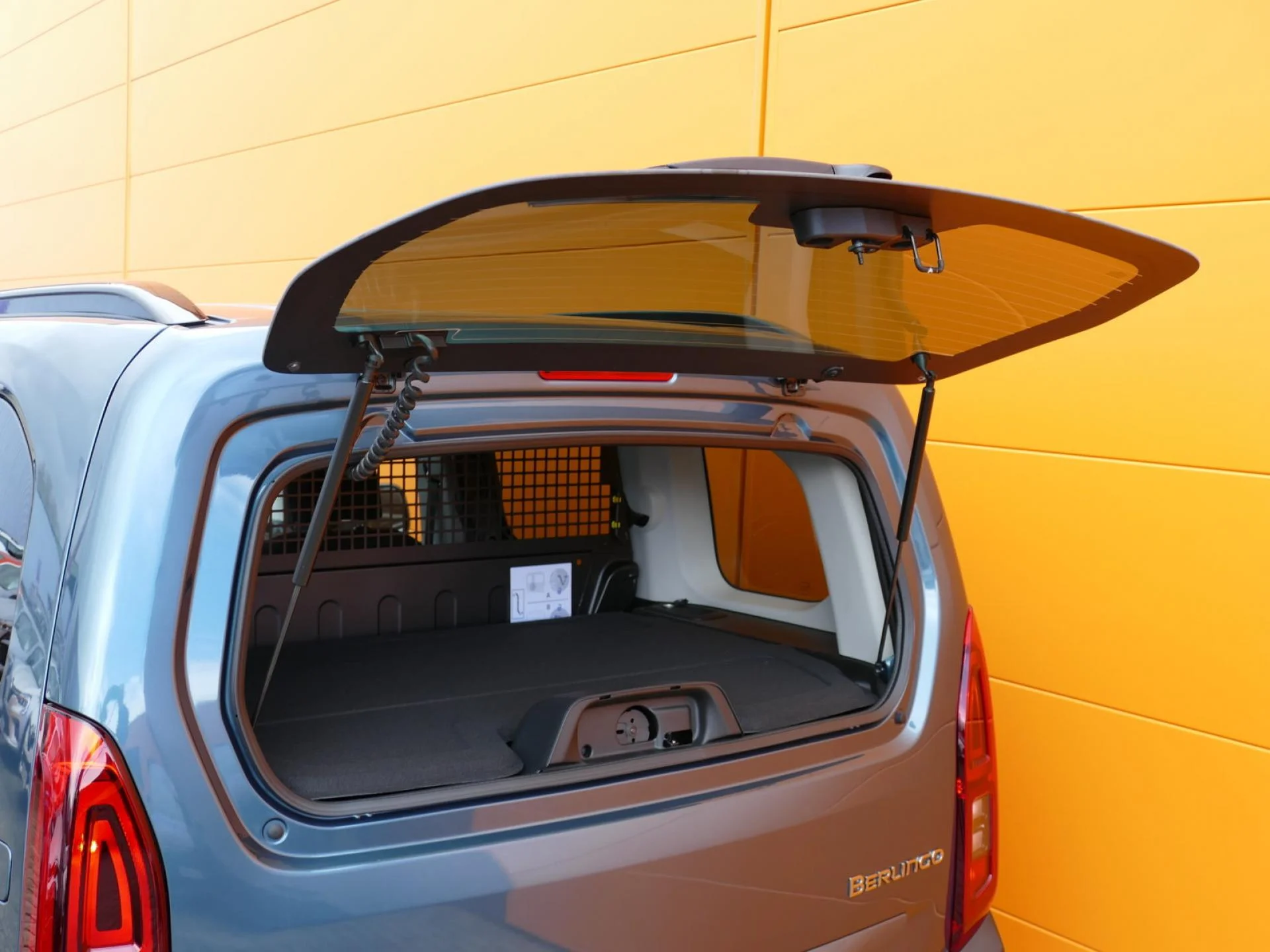 CITROEN BERLINGO - Miniature 26 sur 33 - Cliquer pour voir cette photo