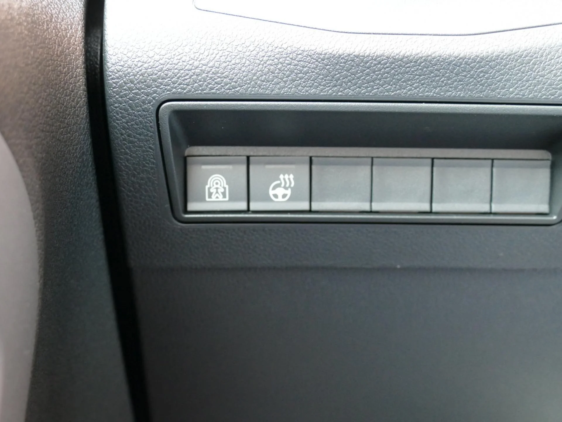 CITROEN BERLINGO - Miniature 19 sur 33 - Cliquer pour voir cette photo