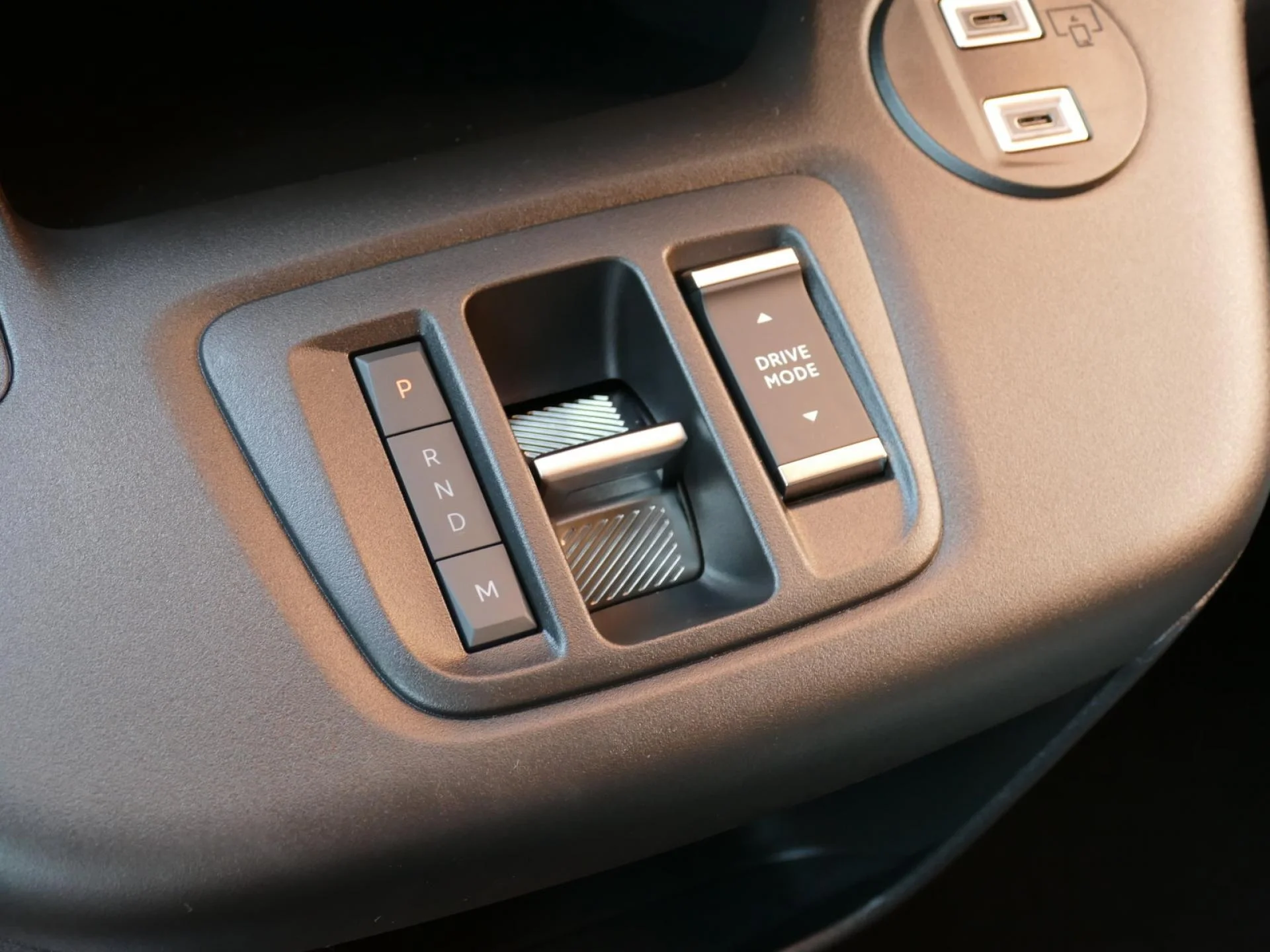 CITROEN BERLINGO - Miniature 18 sur 33 - Cliquer pour voir cette photo