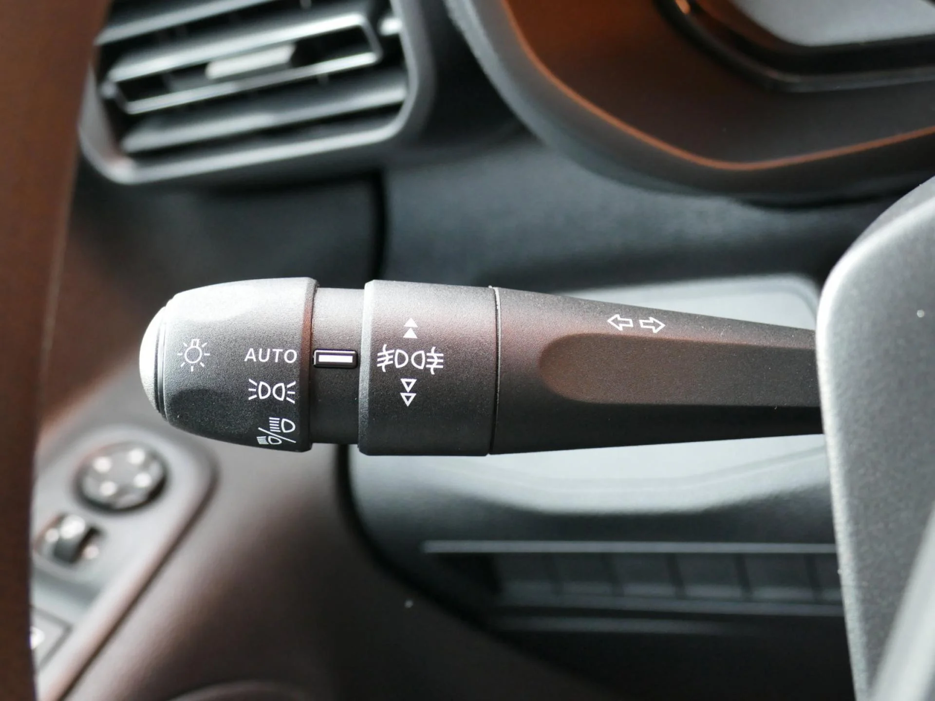 CITROEN BERLINGO - Miniature 24 sur 32 - Cliquer pour voir cette photo