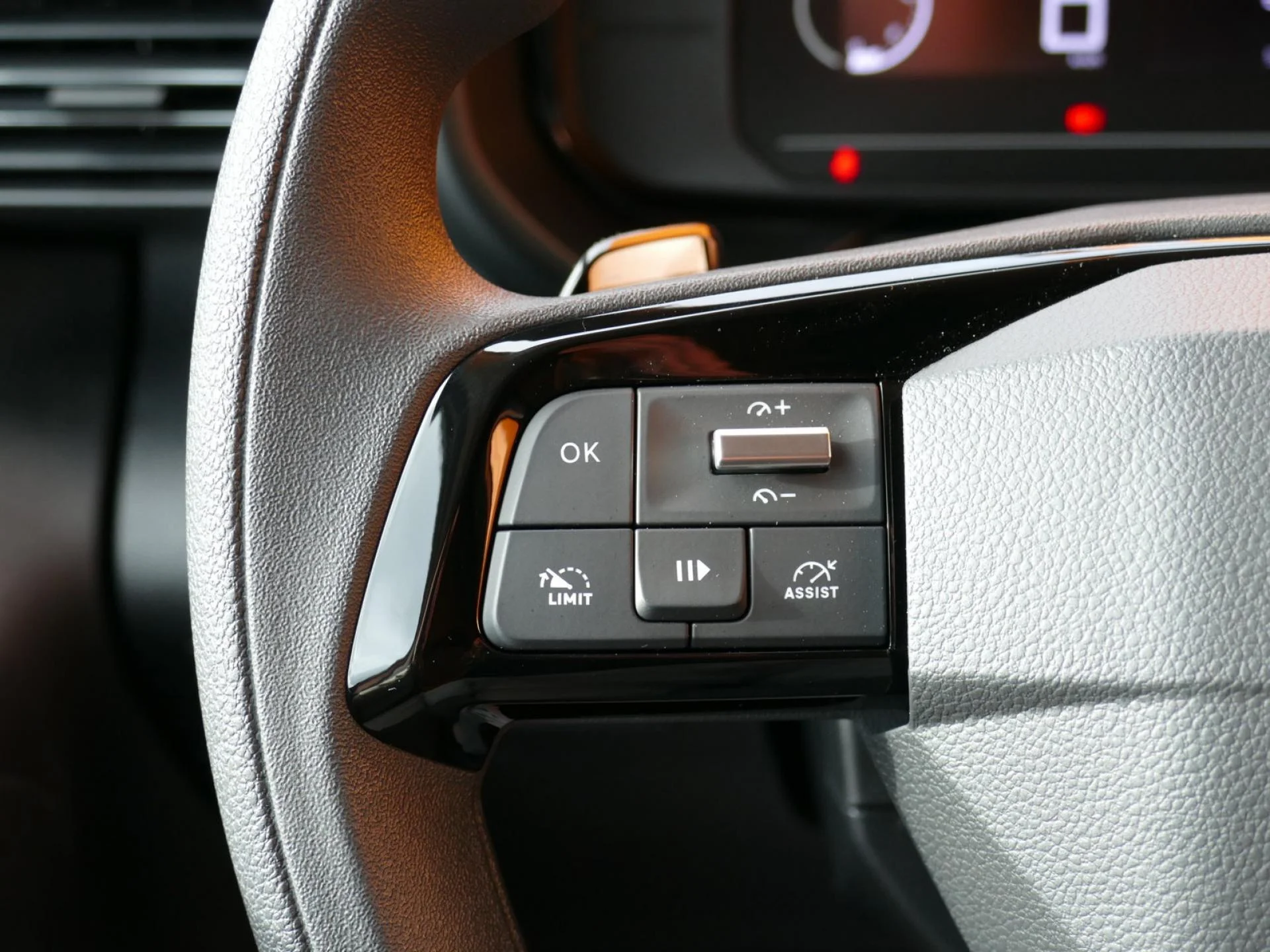 CITROEN BERLINGO - Miniature 18 sur 32 - Cliquer pour voir cette photo