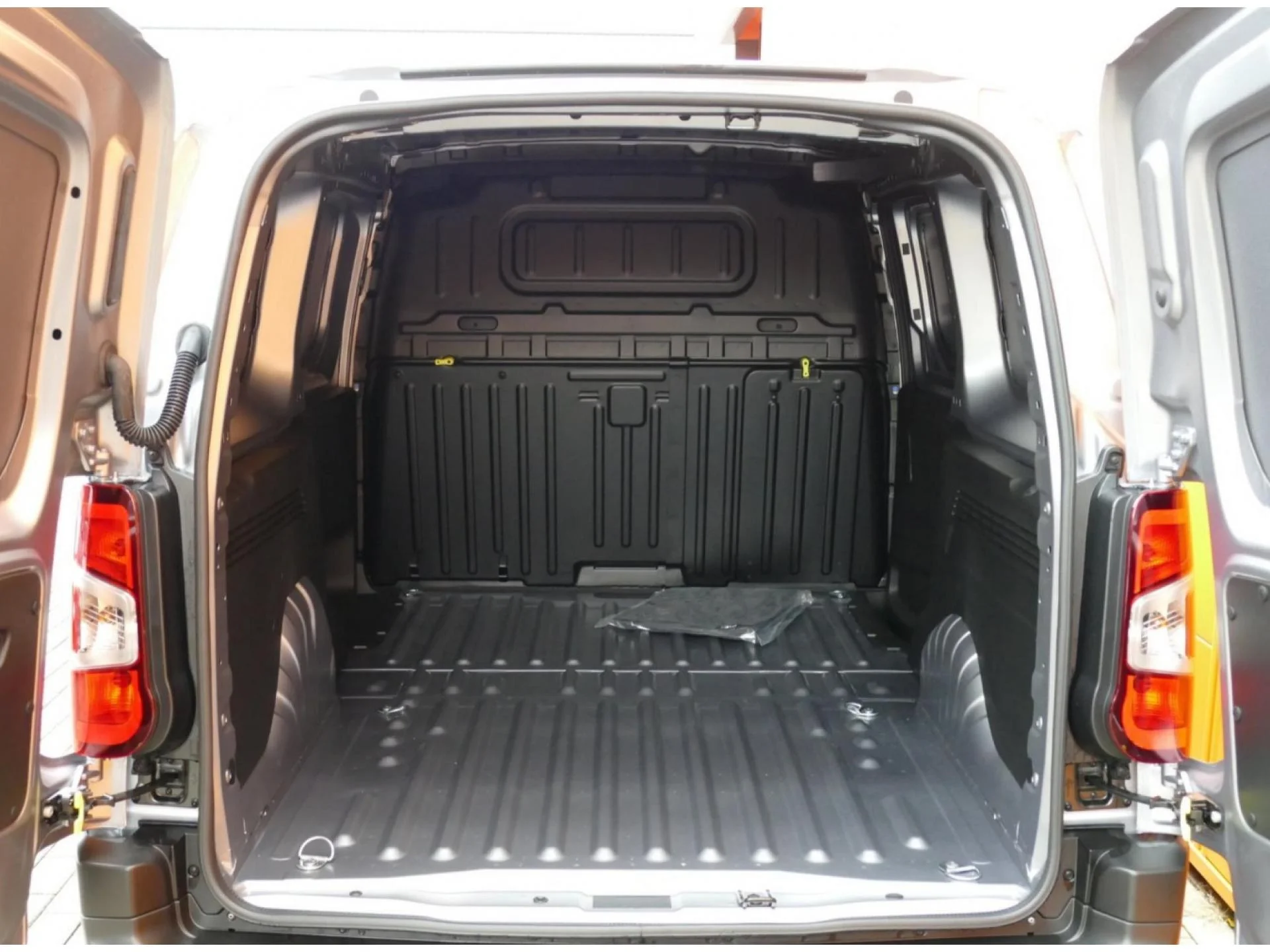 CITROEN BERLINGO - Miniature 7 sur 32 - Cliquer pour voir cette photo