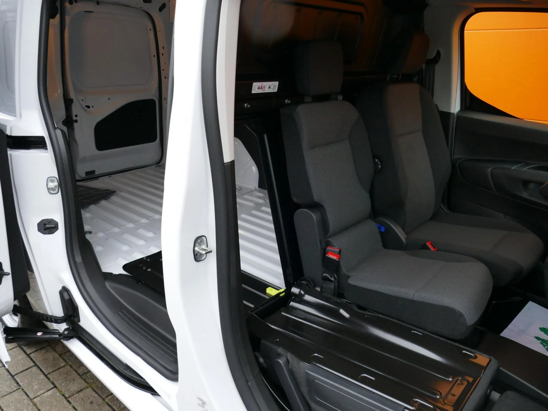 CITROEN BERLINGO - Miniature 23 sur 32 - Cliquer pour voir cette photo