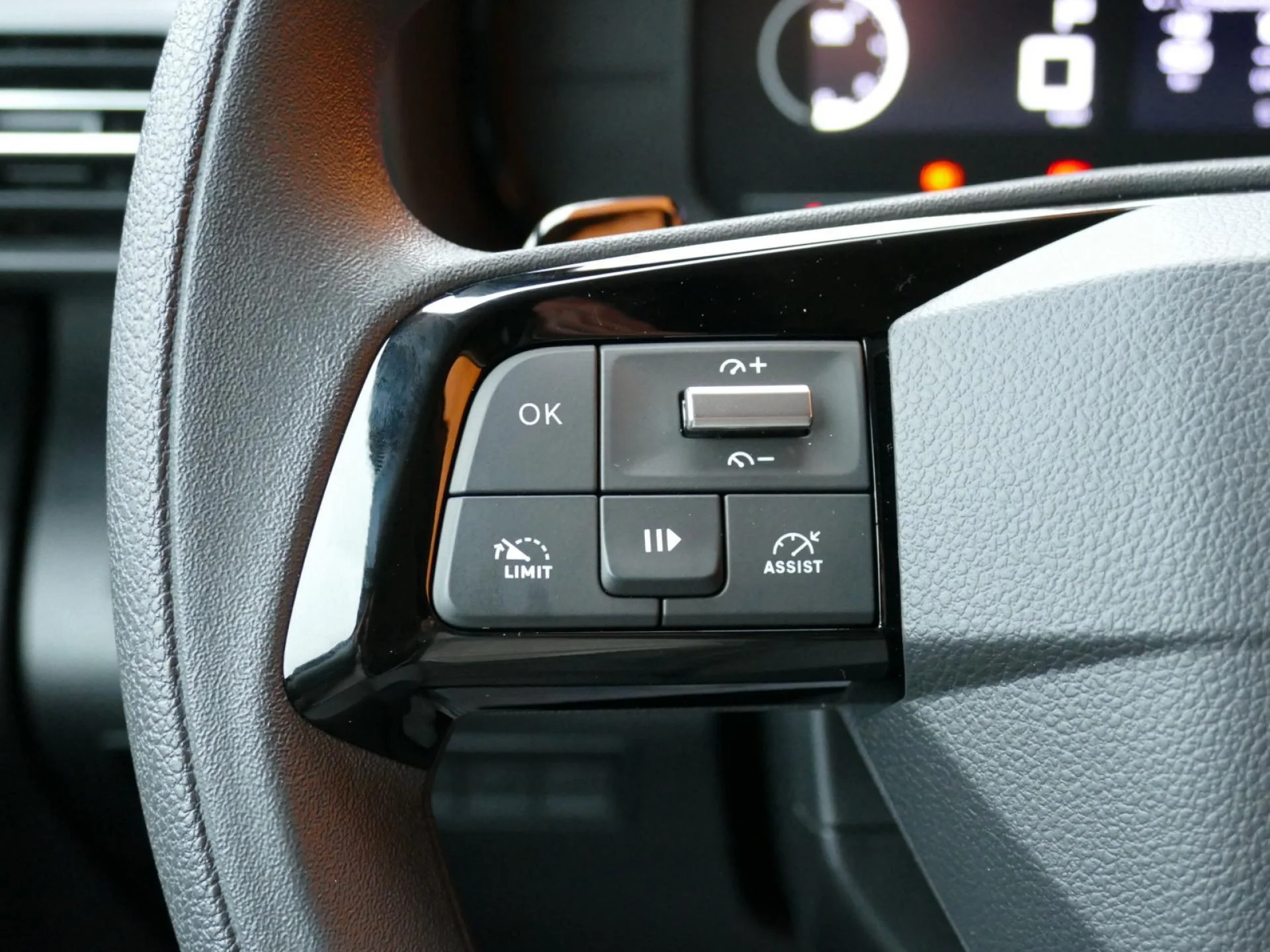 CITROEN BERLINGO - Miniature 18 sur 32 - Cliquer pour voir cette photo