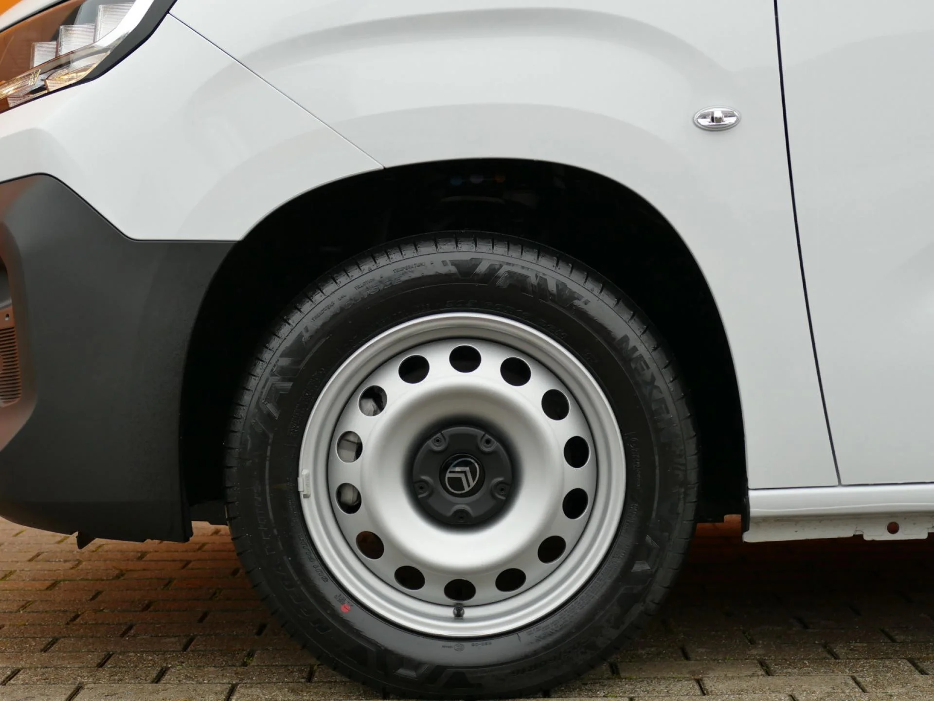 CITROEN BERLINGO - Miniature 31 sur 32 - Cliquer pour voir cette photo