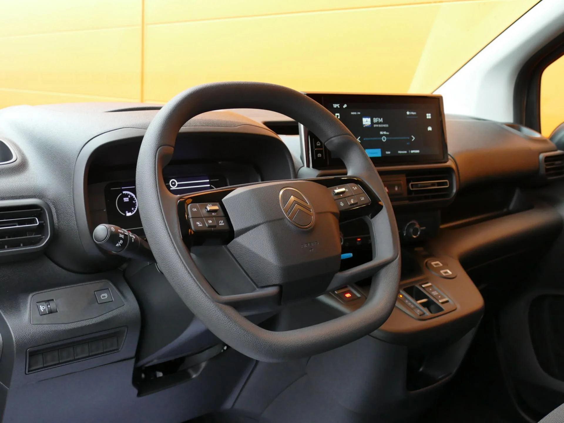 CITROEN BERLINGO - Miniature 16 sur 32 - Cliquer pour voir cette photo