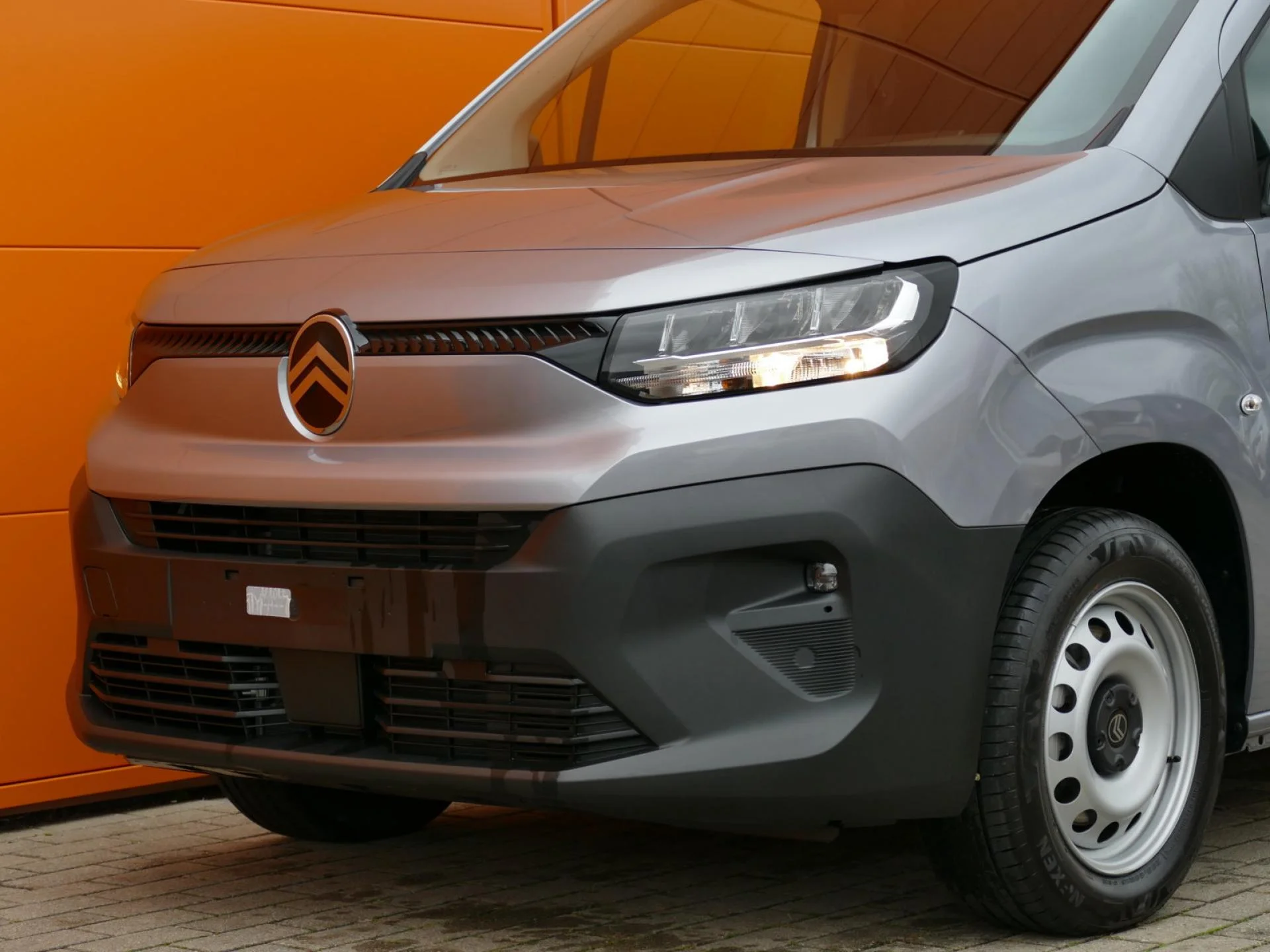 CITROEN BERLINGO - Miniature 28 sur 32 - Cliquer pour voir cette photo