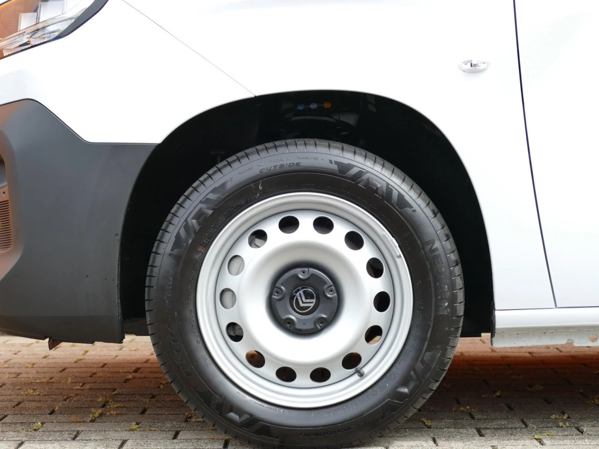 CITROEN BERLINGO - Miniature 31 sur 32 - Cliquer pour voir cette photo