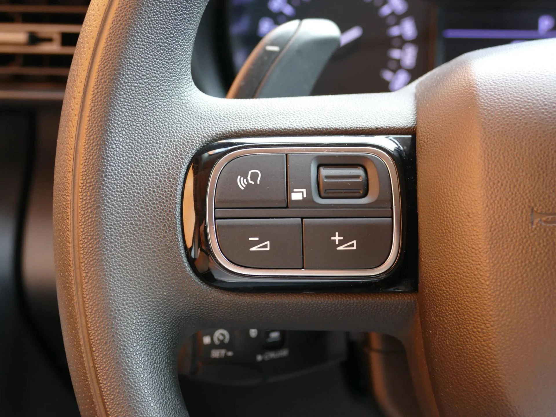 CITROEN BERLINGO - Miniature 16 sur 30 - Cliquer pour voir cette photo