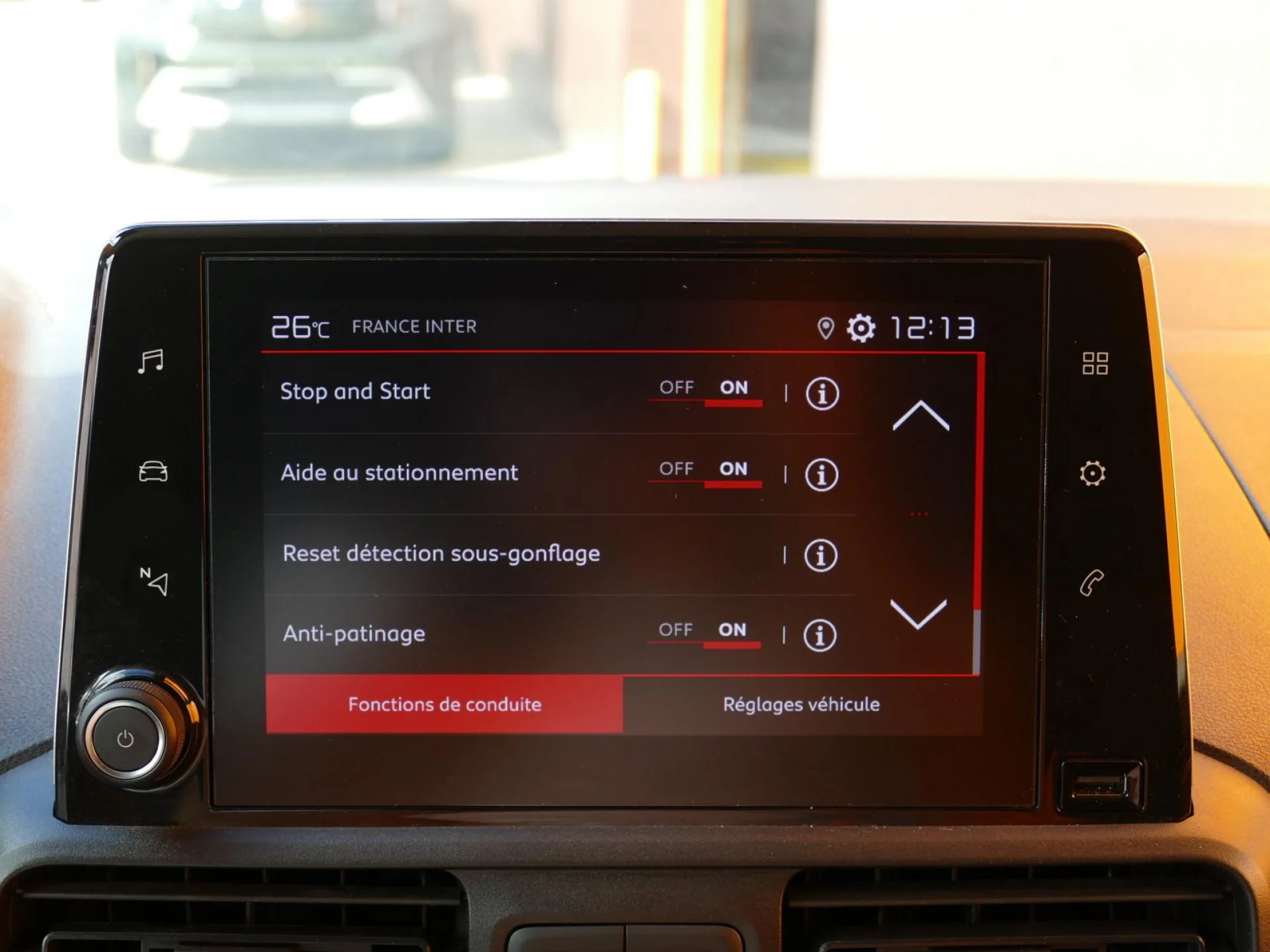 CITROEN BERLINGO - Miniature 11 sur 30 - Cliquer pour voir cette photo