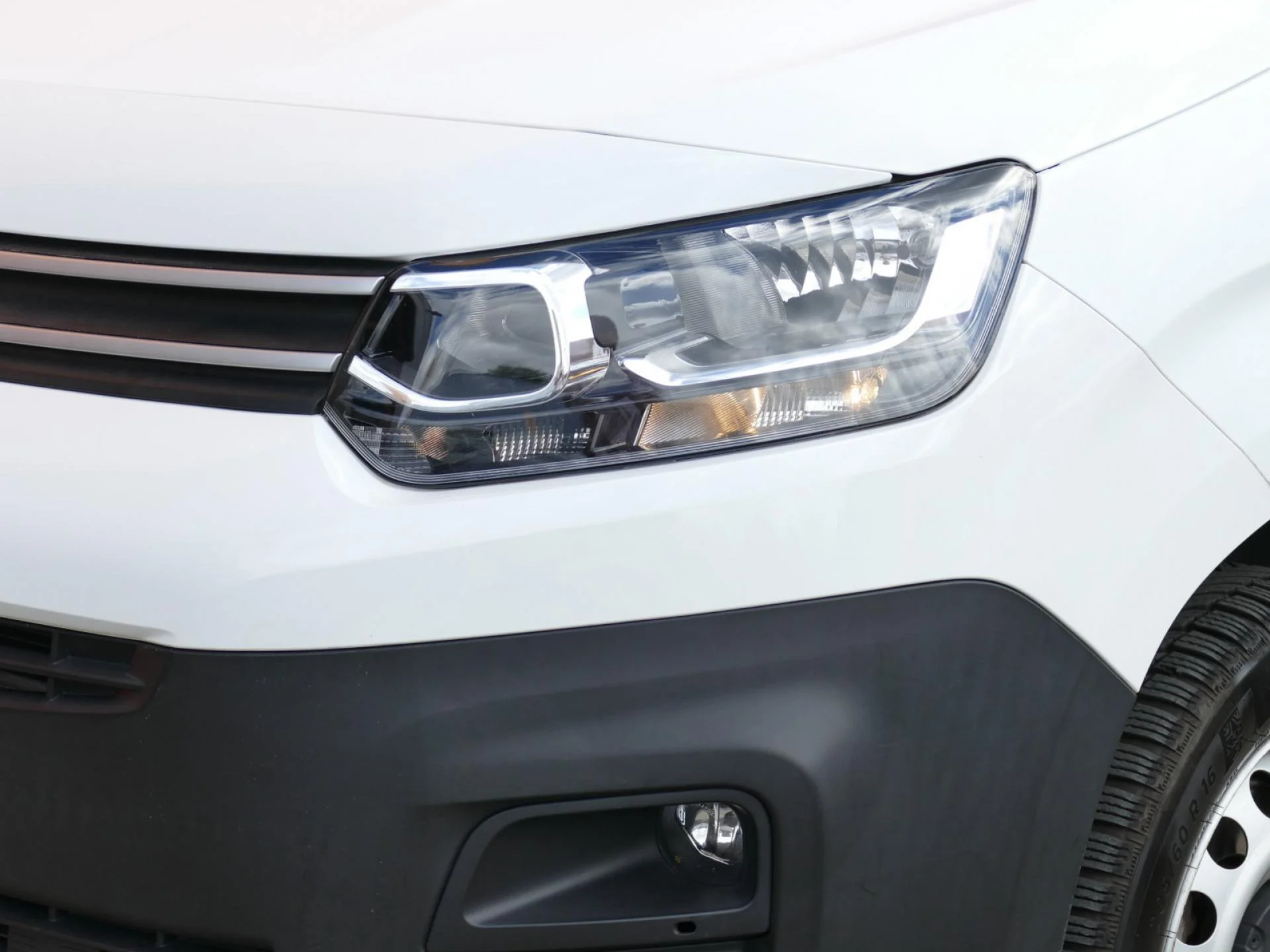 CITROEN BERLINGO - Miniature 27 sur 30 - Cliquer pour voir cette photo
