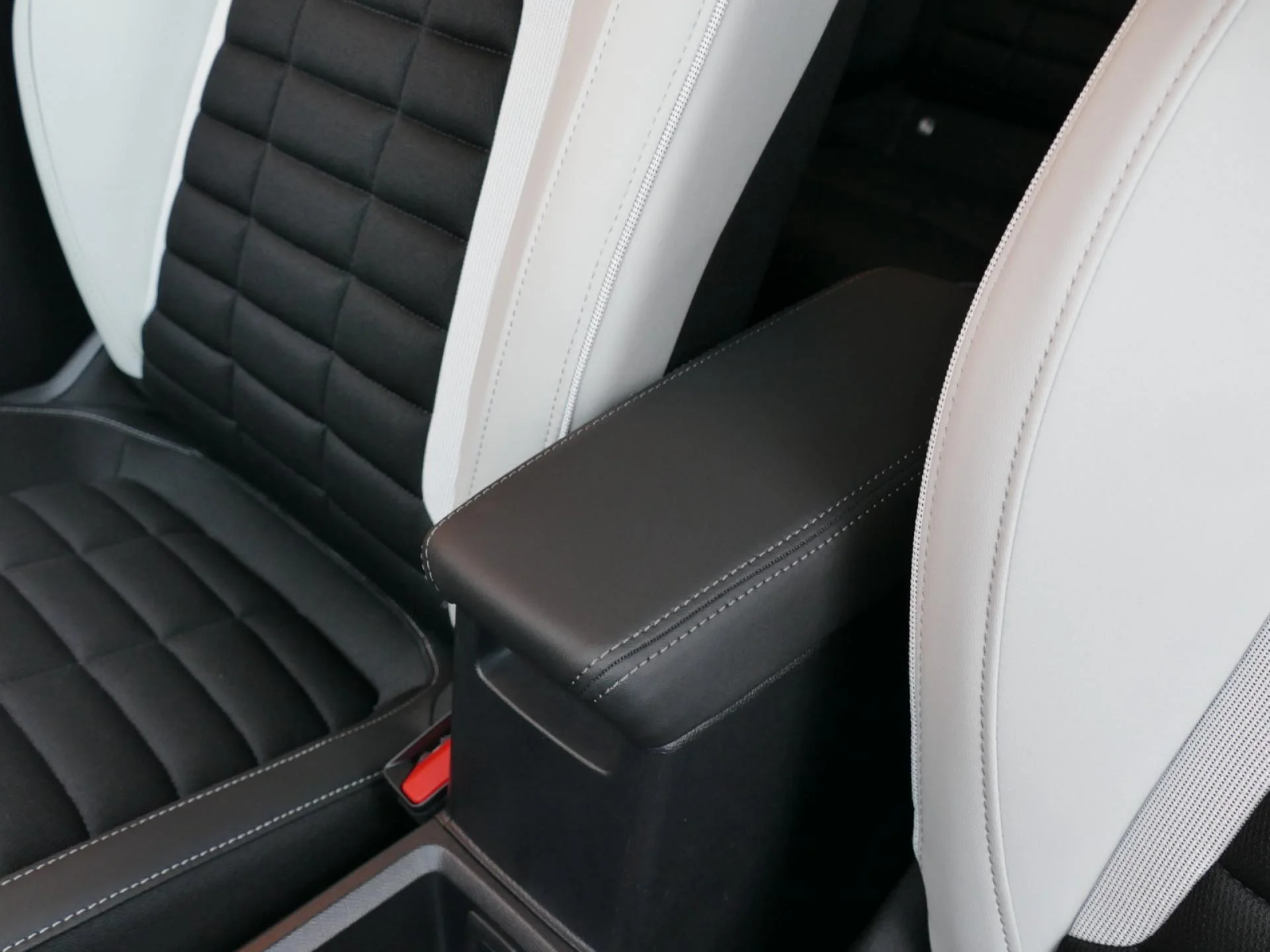 CITROEN C3 AIRCROSS - Miniature 23 sur 31 - Cliquer pour voir cette photo