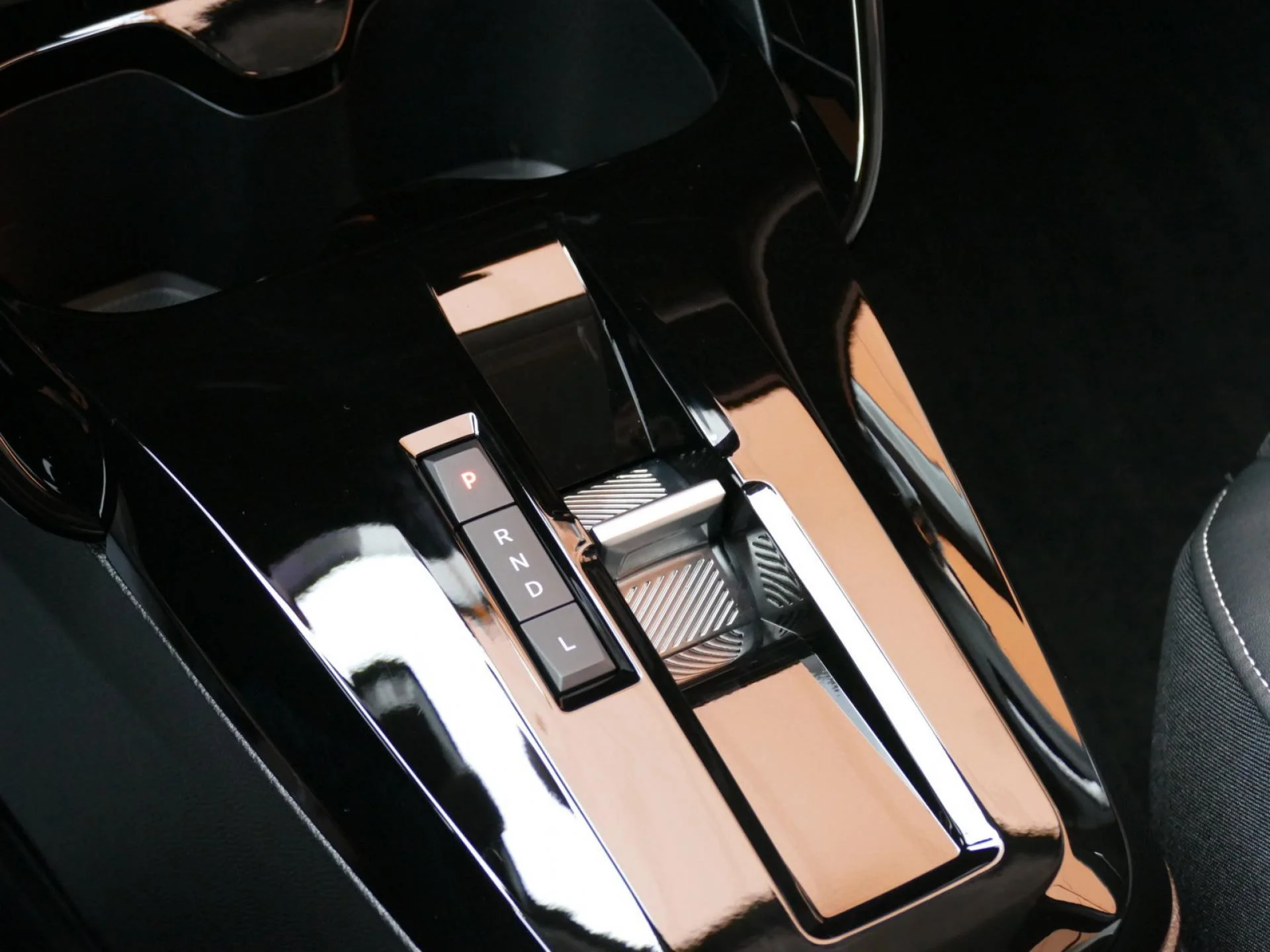 CITROEN C3 AIRCROSS - Miniature 19 sur 30 - Cliquer pour voir cette photo