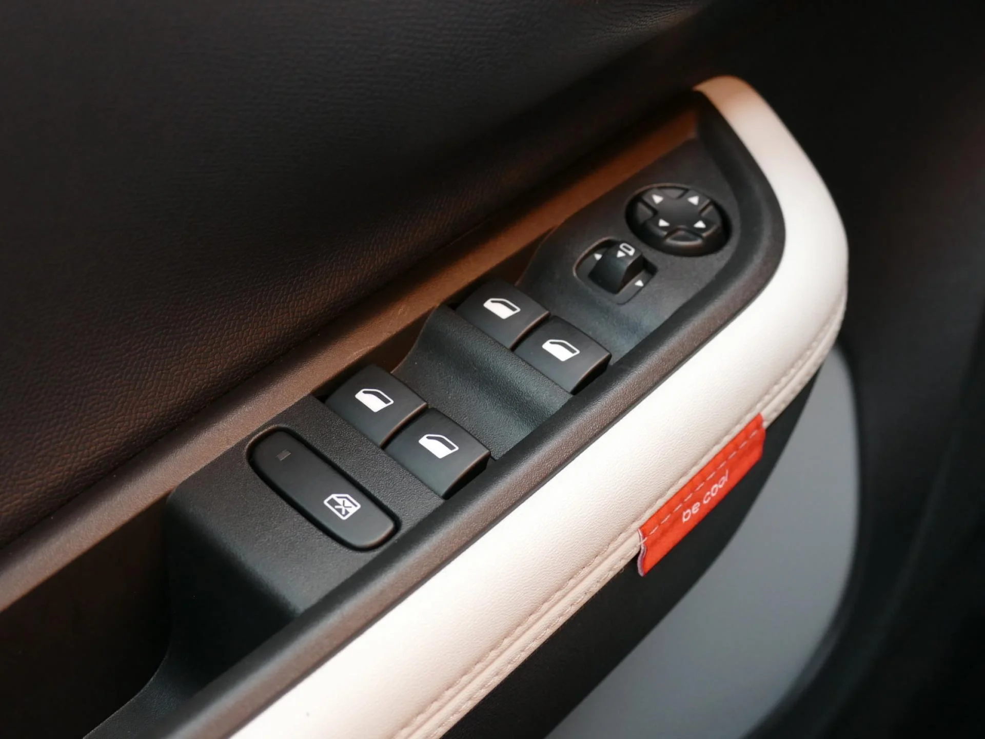 CITROEN C3 AIRCROSS - Miniature 21 sur 31 - Cliquer pour voir cette photo