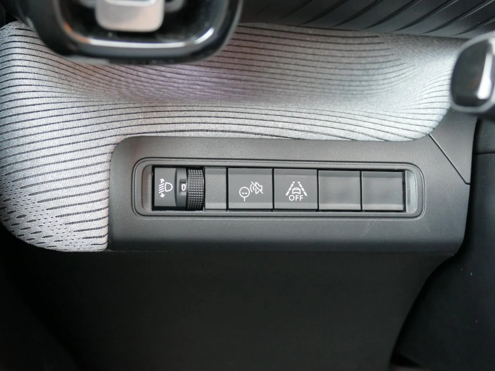 CITROEN C3 AIRCROSS - Miniature 18 sur 31 - Cliquer pour voir cette photo