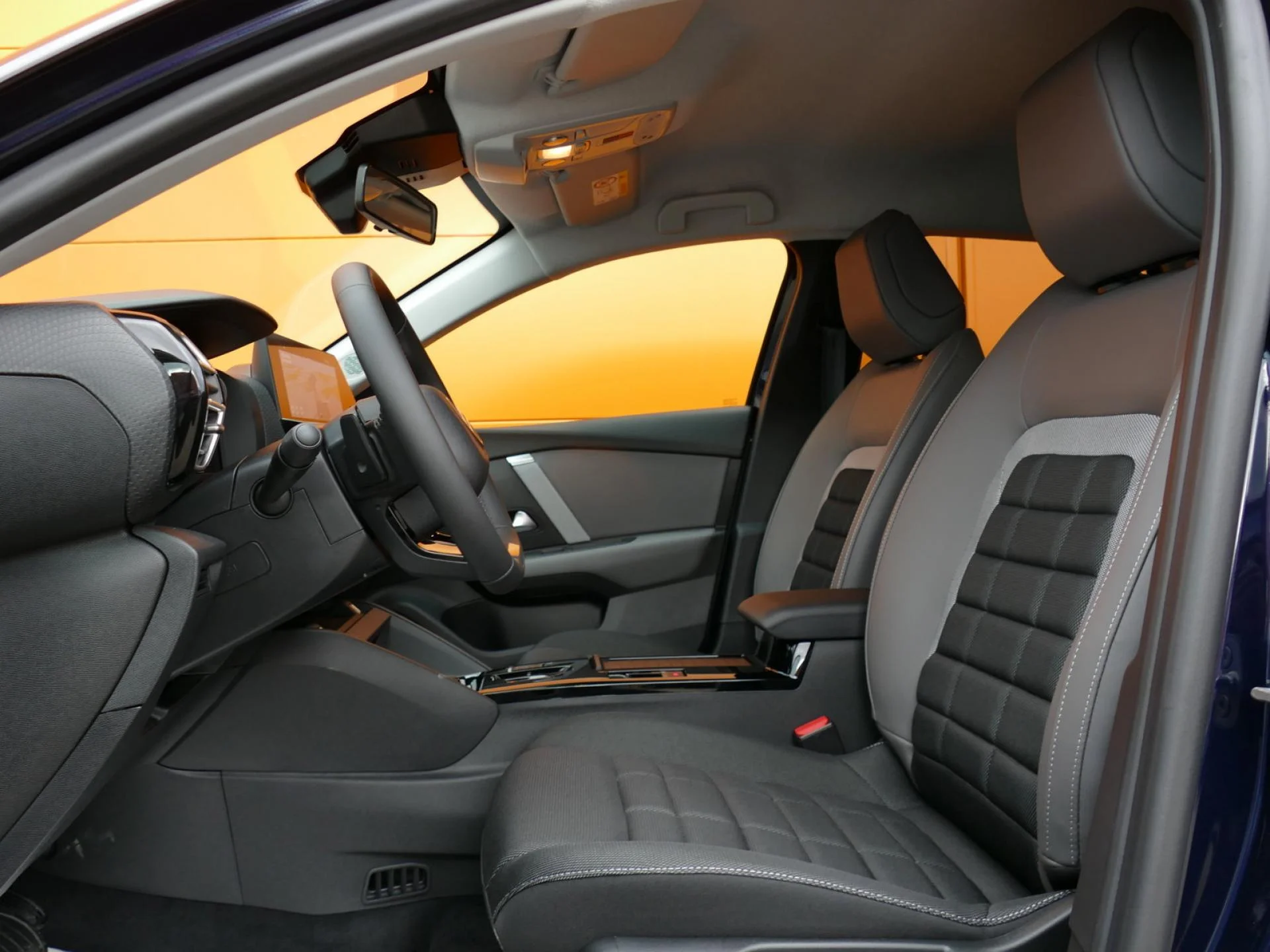 CITROEN C4 - Miniature 5 sur 31 - Cliquer pour voir cette photo