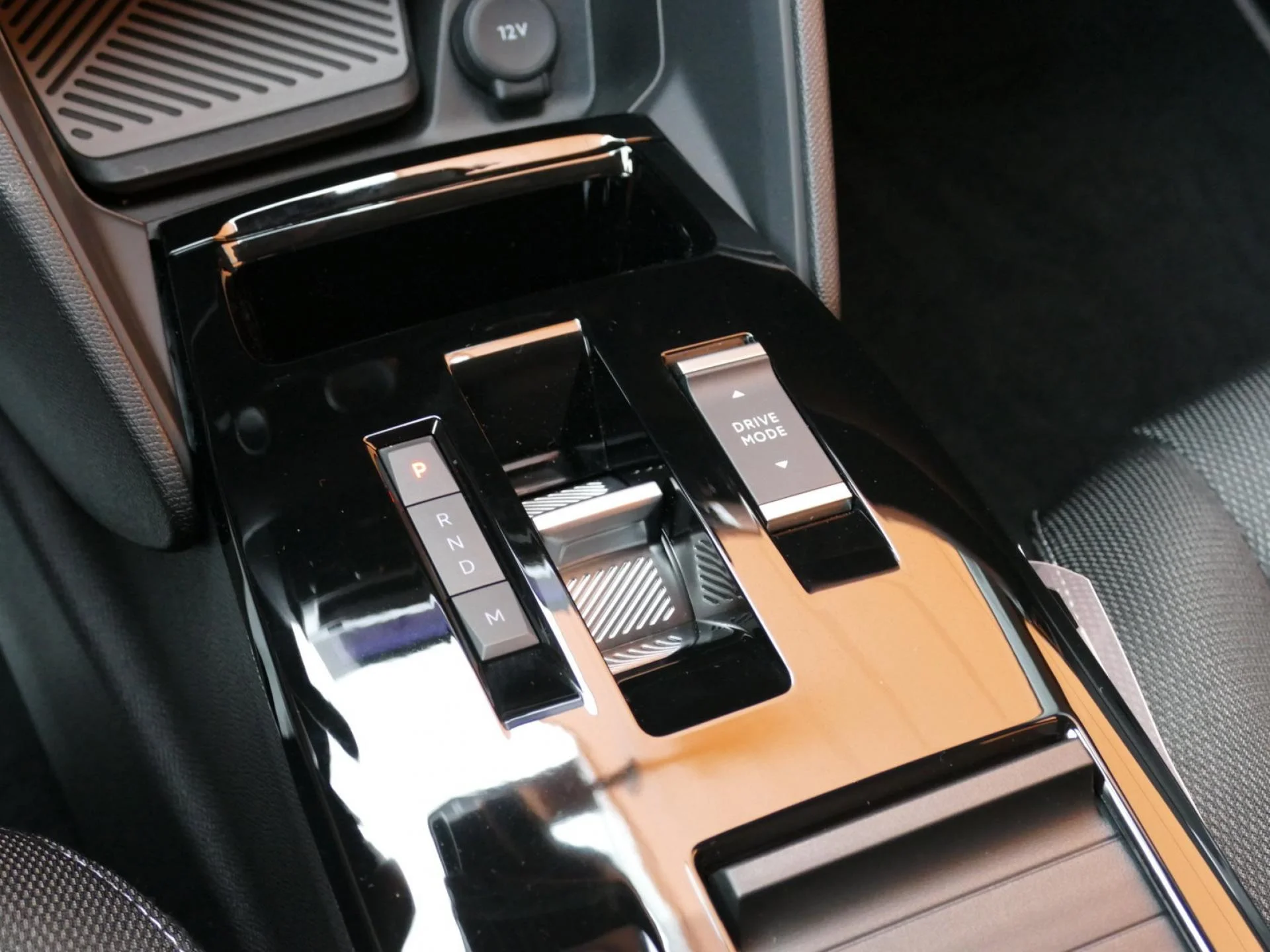 CITROEN C4 - Miniature 18 sur 31 - Cliquer pour voir cette photo