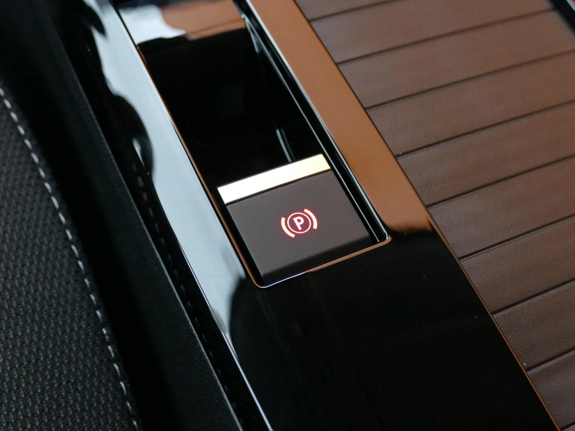 CITROEN C4 - Miniature 19 sur 31 - Cliquer pour voir cette photo