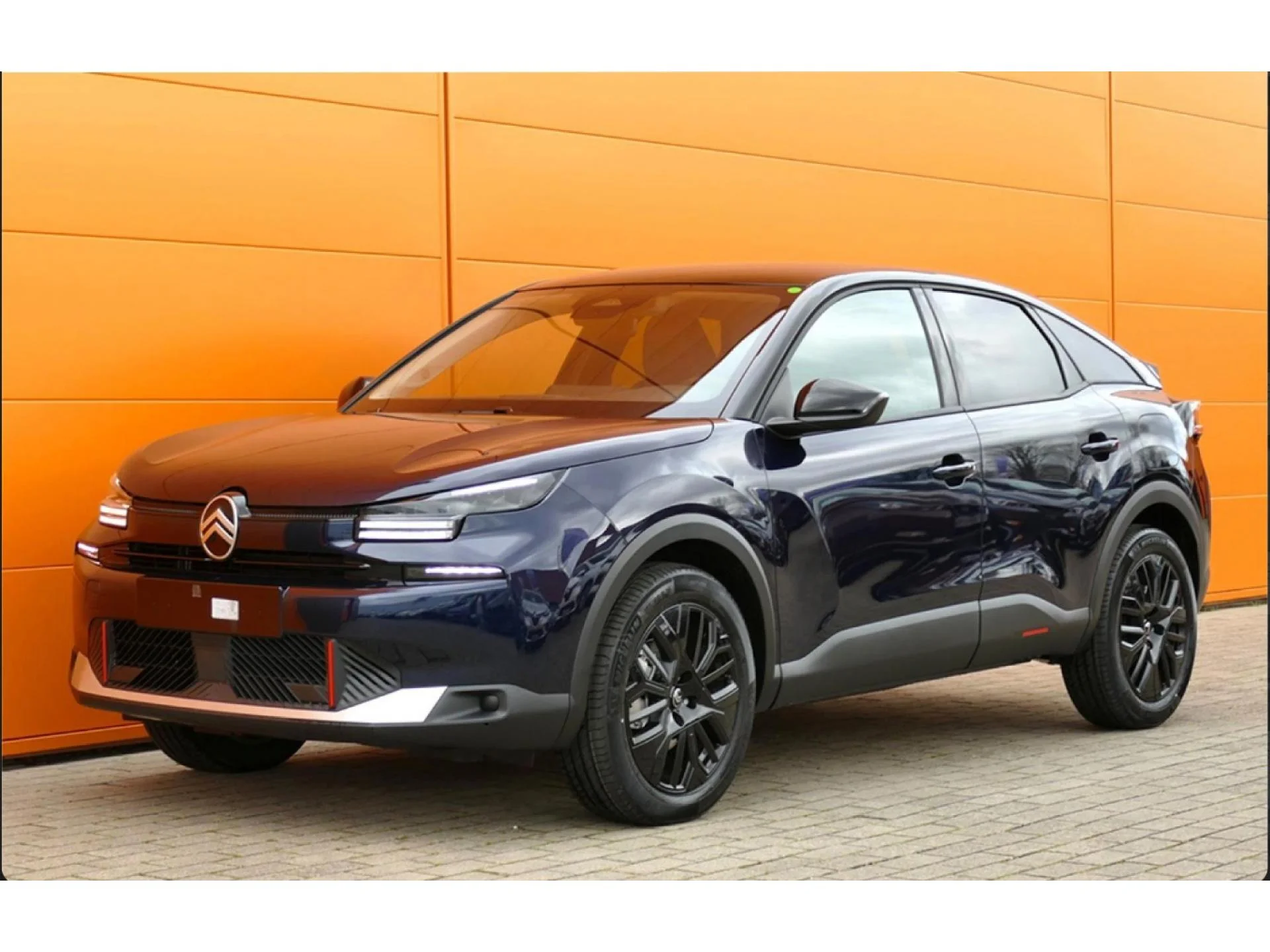 CITROEN C4 - Miniature 3 sur 32 - Cliquer pour voir cette photo