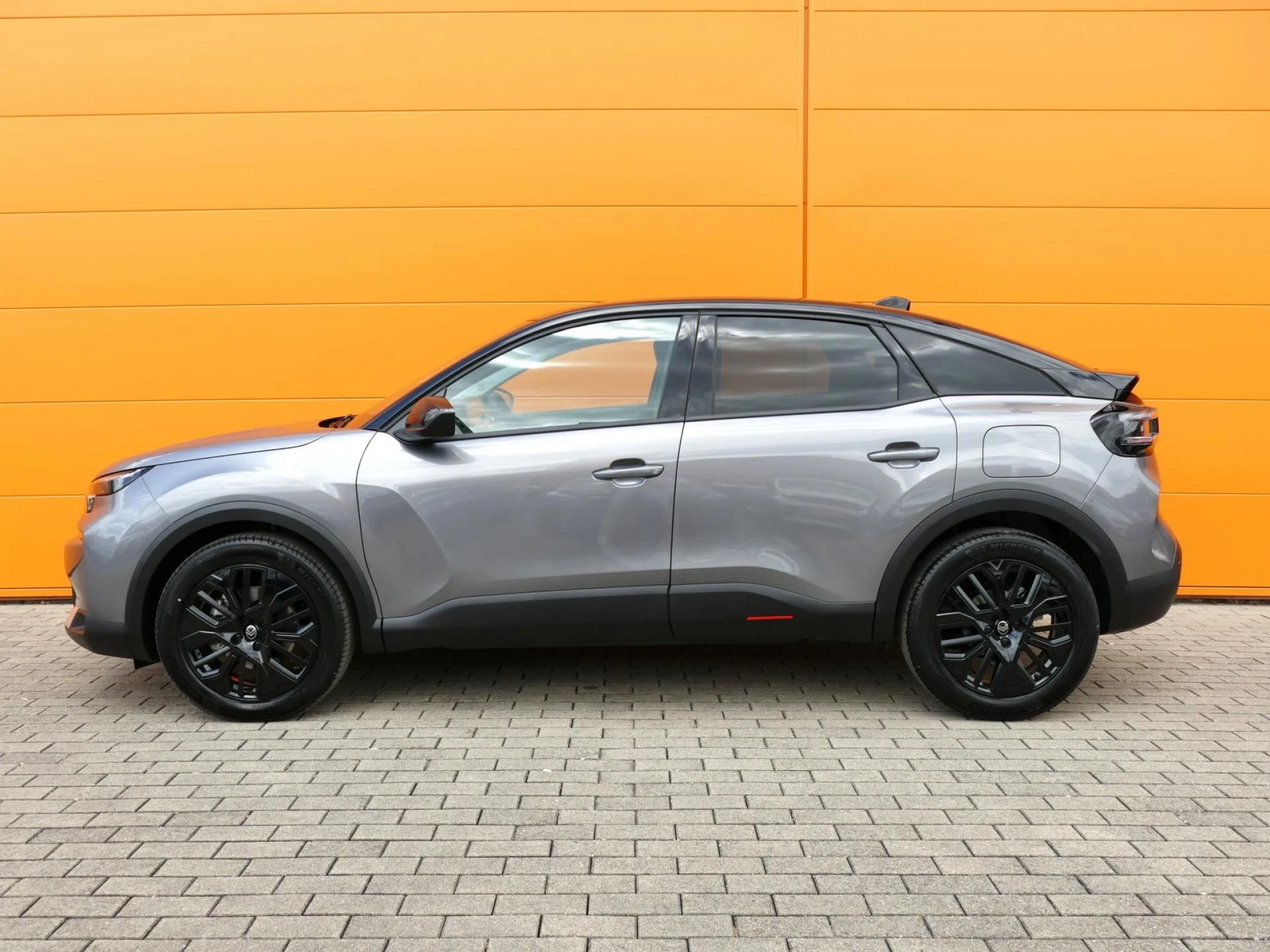 CITROEN C4 - Miniature 3 sur 32 - Cliquer pour voir cette photo