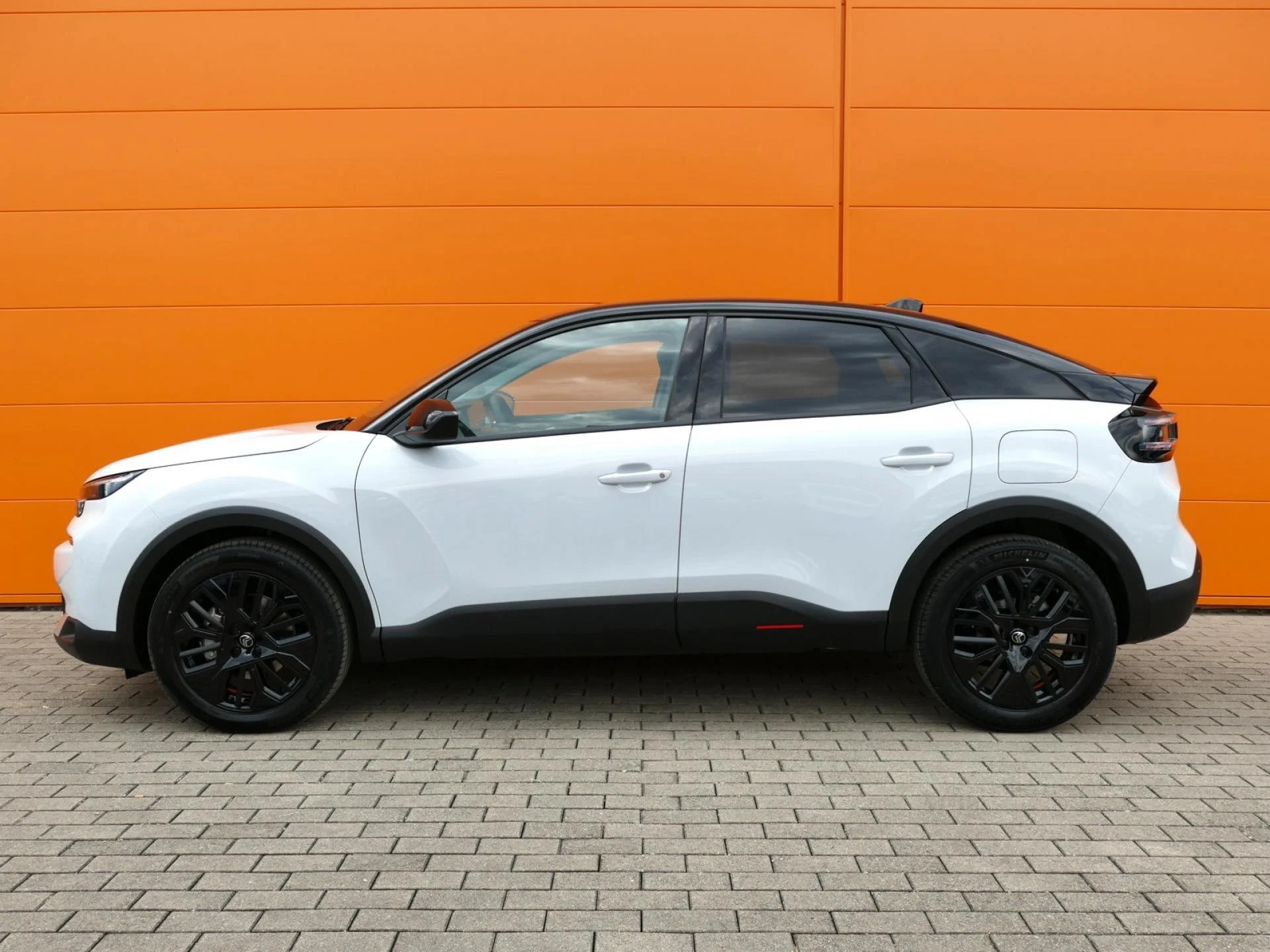 CITROEN C4 - Miniature 3 sur 32 - Cliquer pour voir cette photo