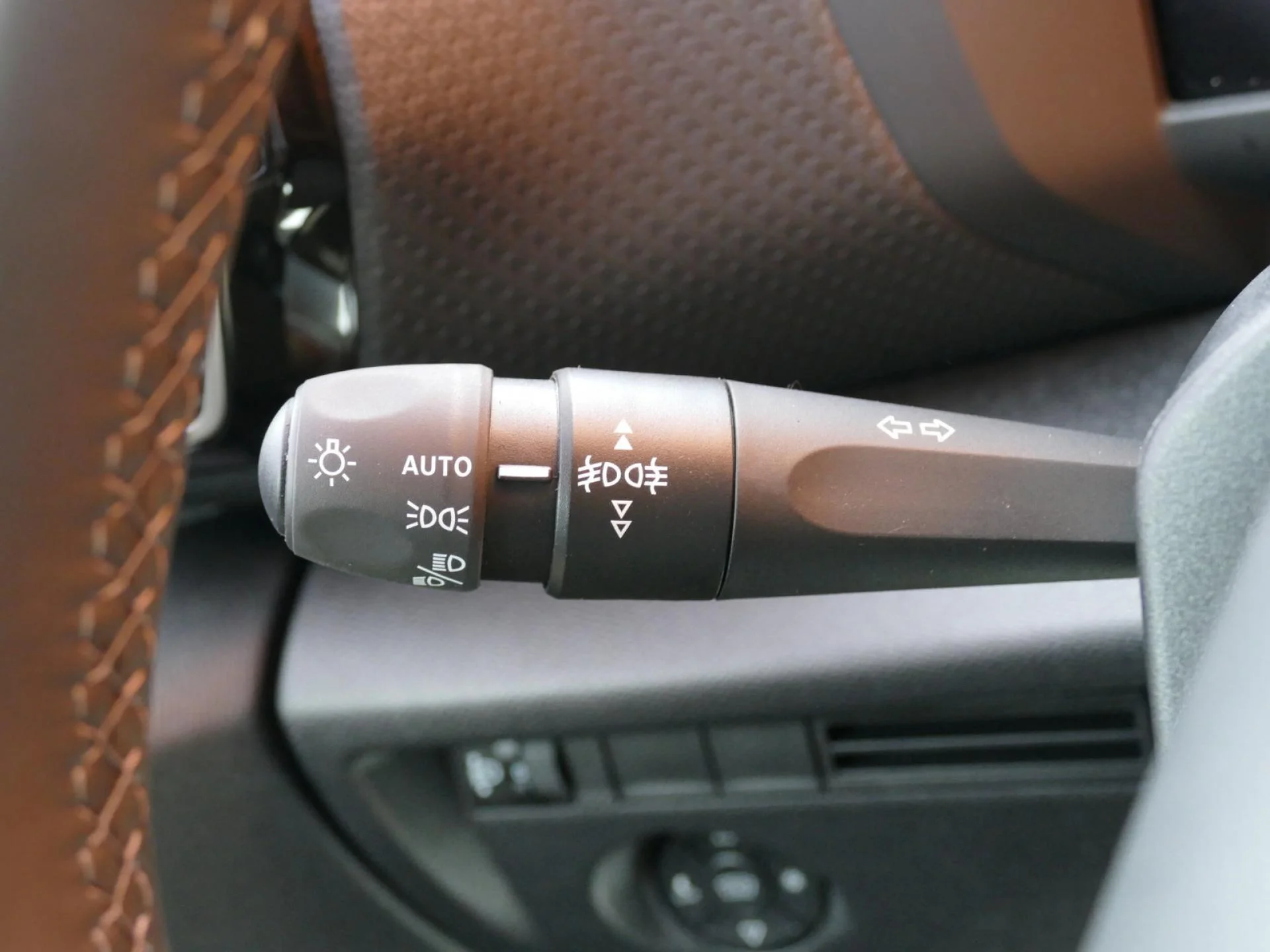 CITROEN C4 - Miniature 26 sur 32 - Cliquer pour voir cette photo