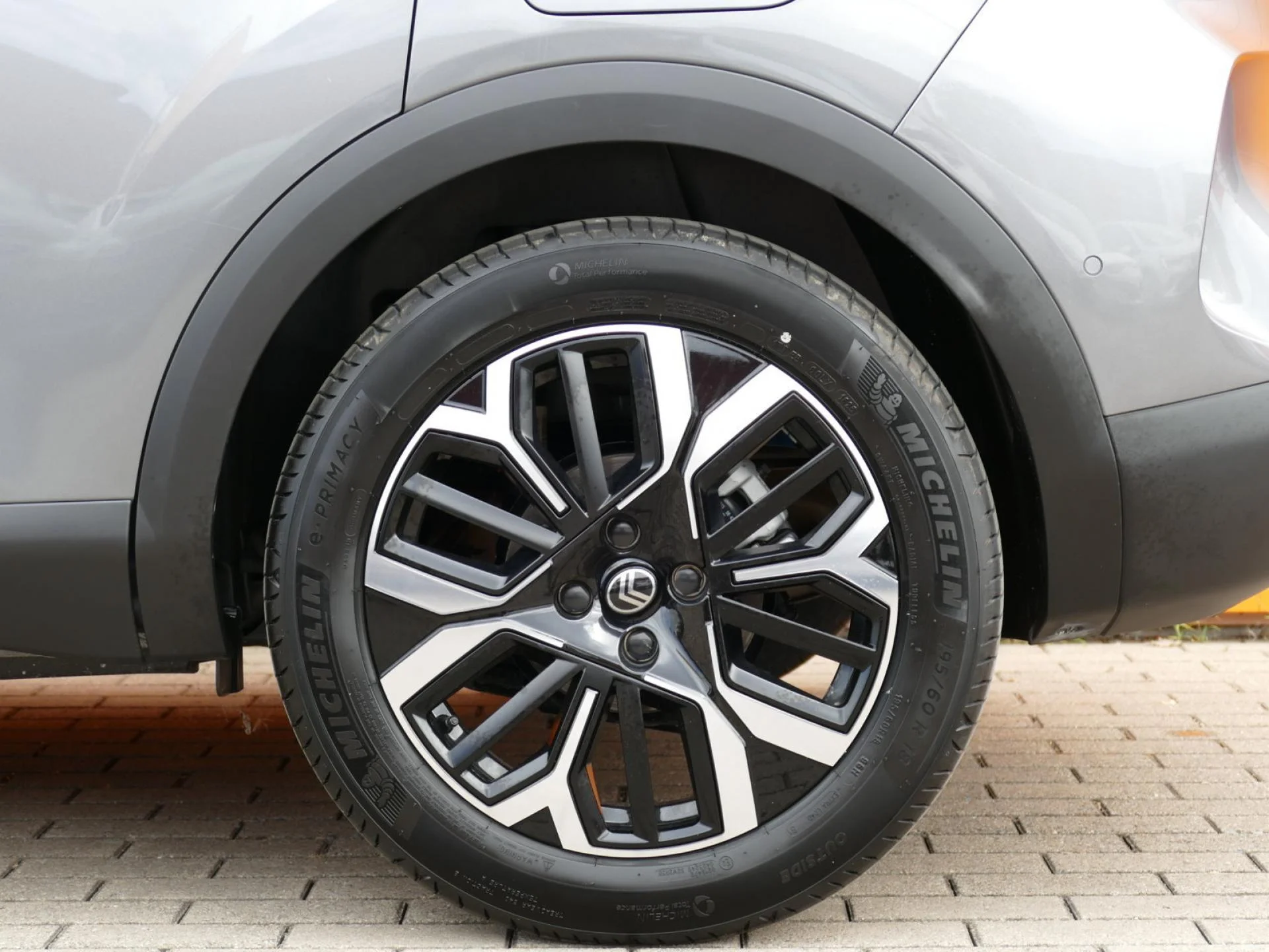 CITROEN C4 - Miniature 32 sur 32 - Cliquer pour voir cette photo