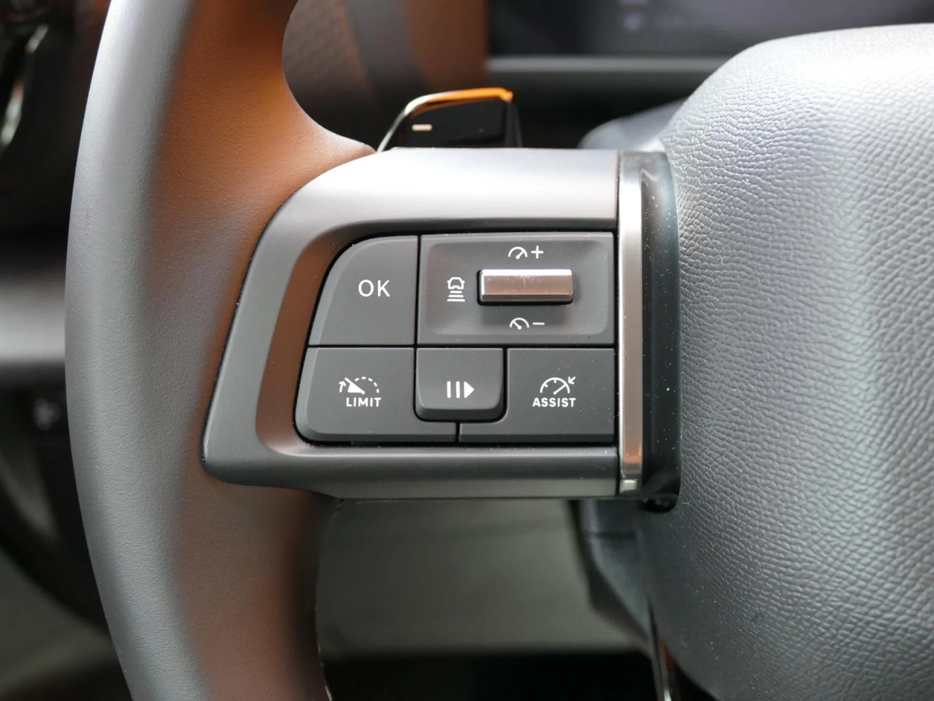 CITROEN C4 - Miniature 18 sur 32 - Cliquer pour voir cette photo