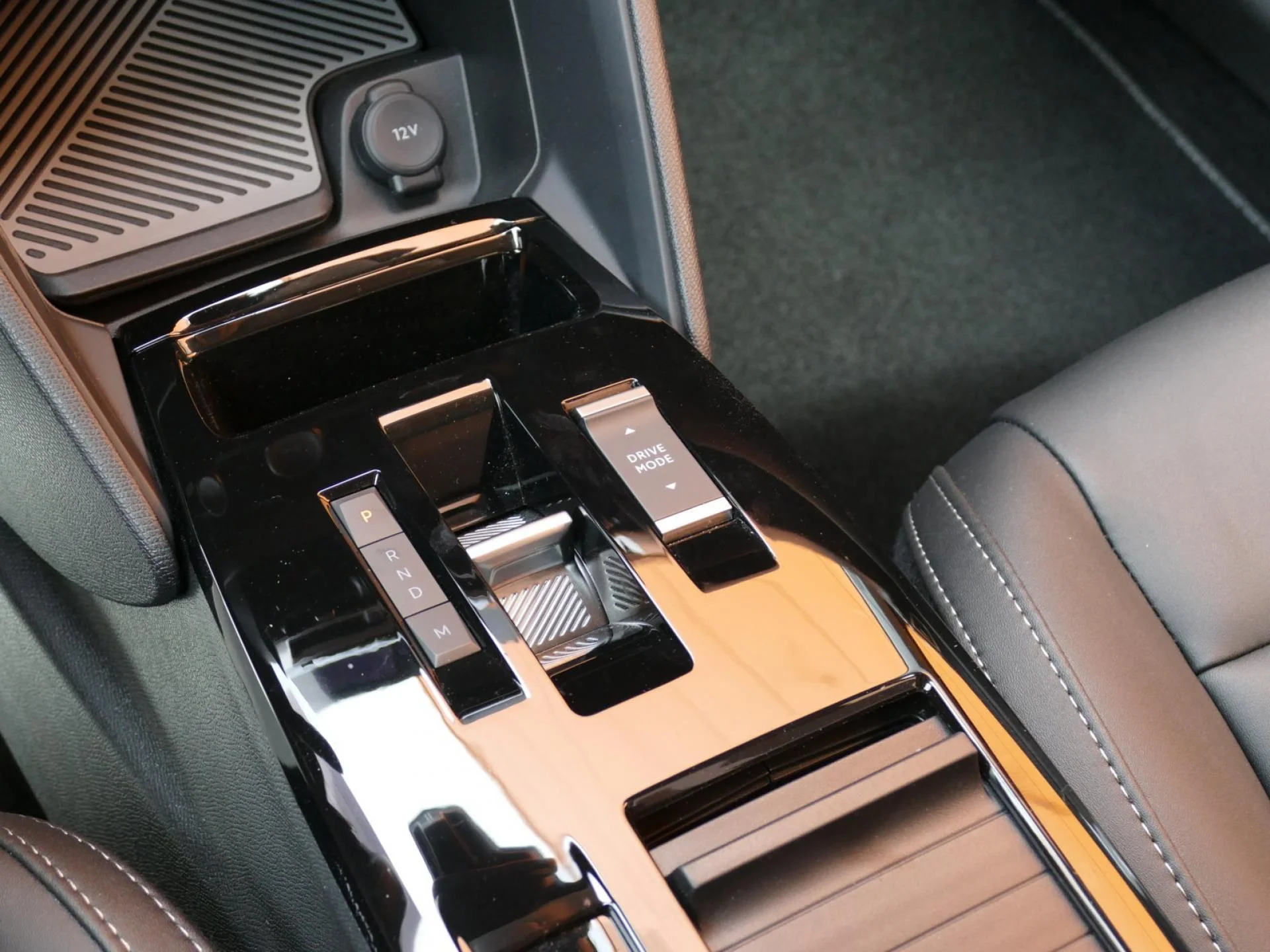 CITROEN C4 - Miniature 19 sur 32 - Cliquer pour voir cette photo