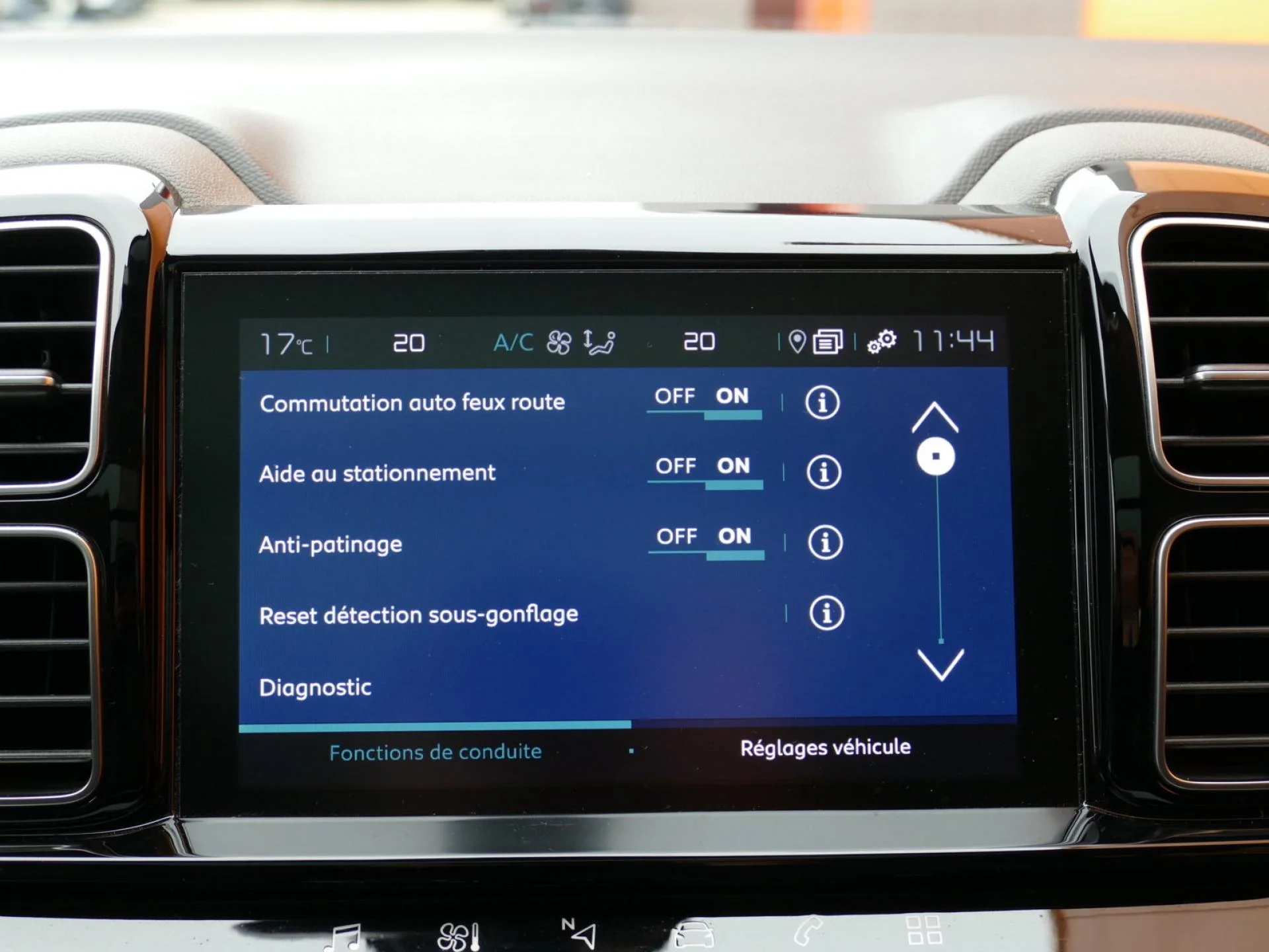 CITROEN C5 AIRCROSS - Miniature 10 sur 32 - Cliquer pour voir cette photo