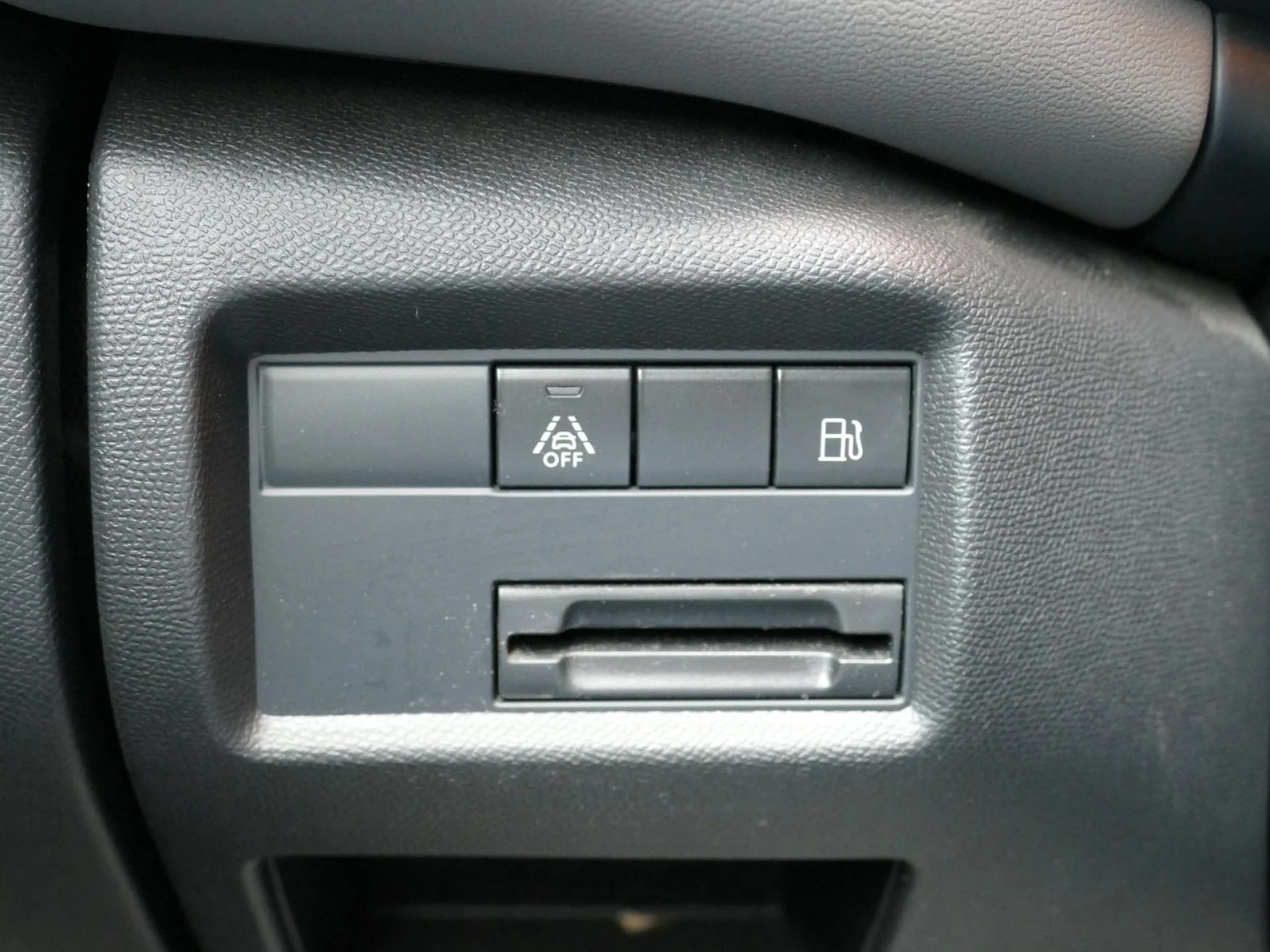 CITROEN C5 AIRCROSS - Miniature 19 sur 32 - Cliquer pour voir cette photo