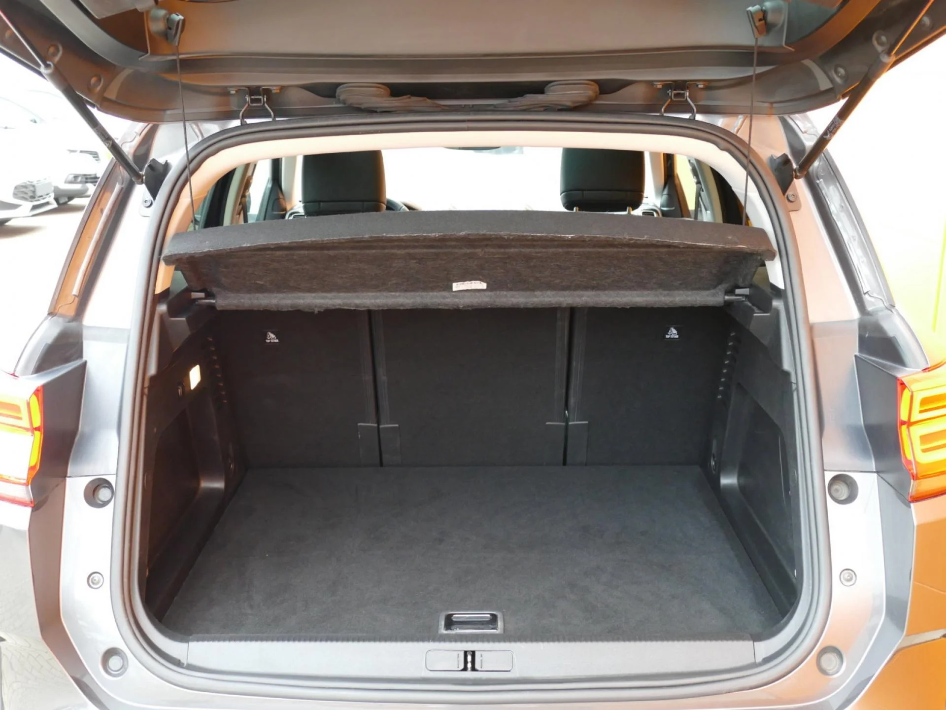 CITROEN C5 AIRCROSS - Miniature 7 sur 32 - Cliquer pour voir cette photo