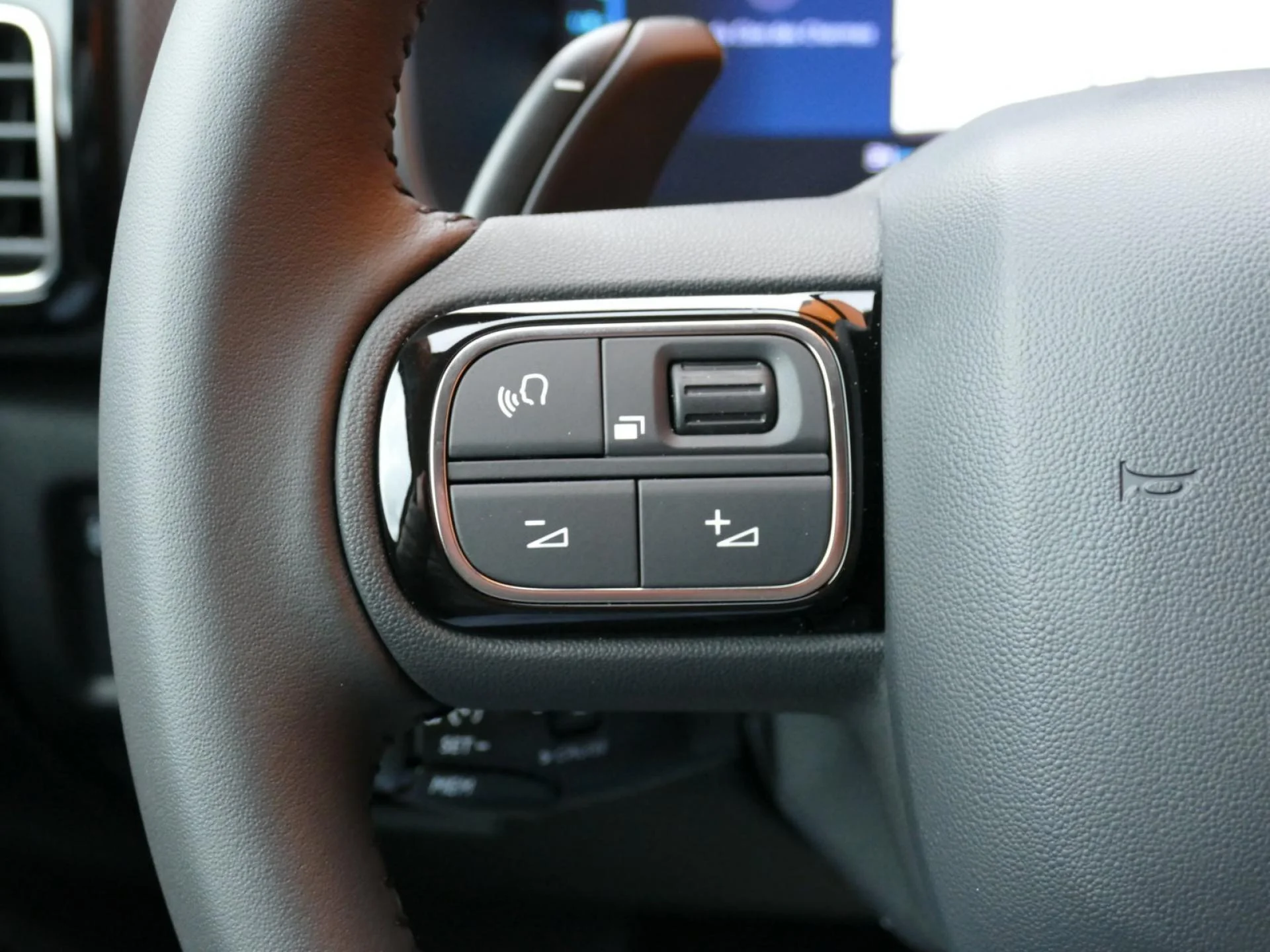 CITROEN C5 AIRCROSS - Miniature 18 sur 32 - Cliquer pour voir cette photo