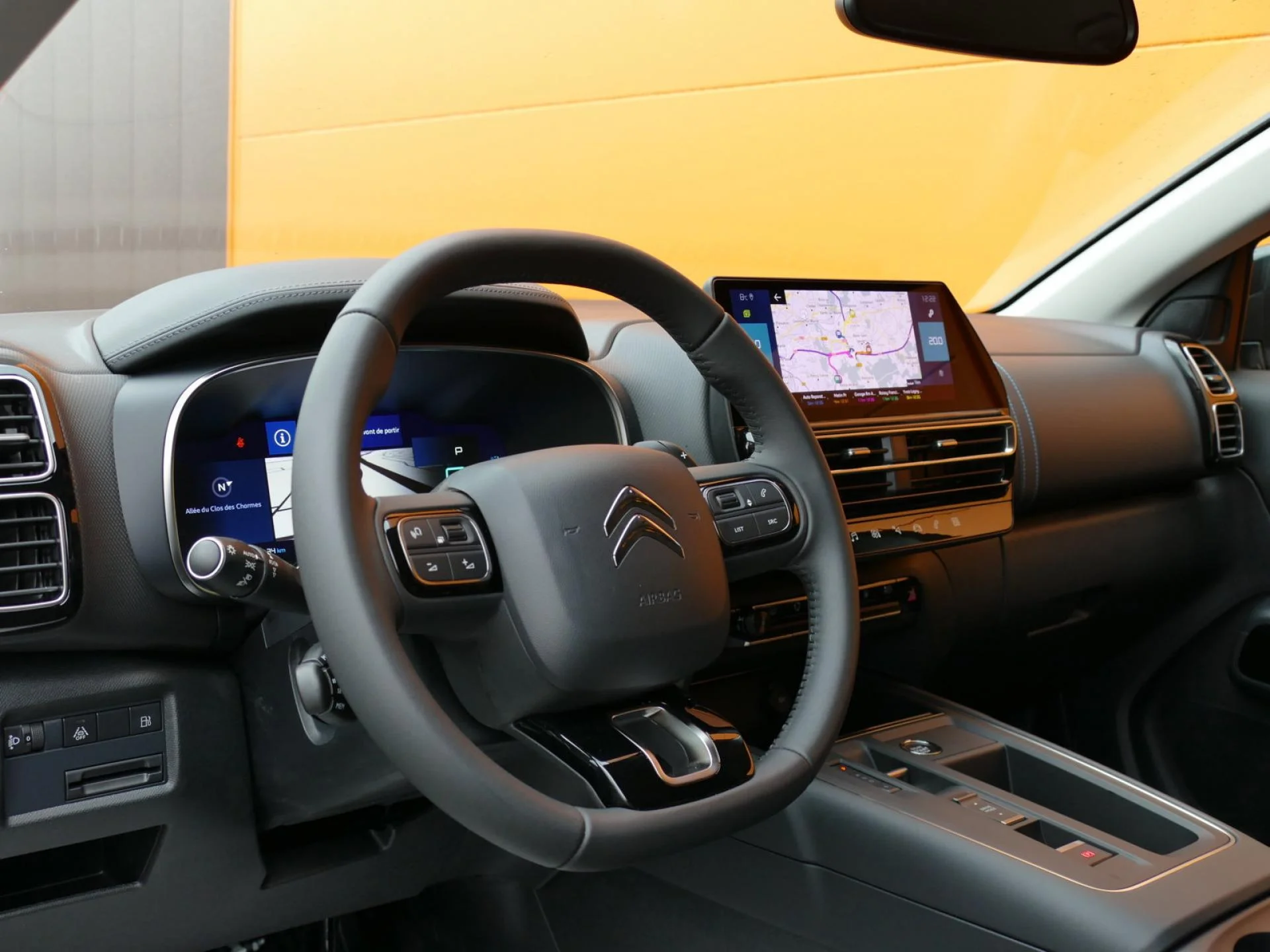 CITROEN C5 AIRCROSS - Miniature 16 sur 32 - Cliquer pour voir cette photo