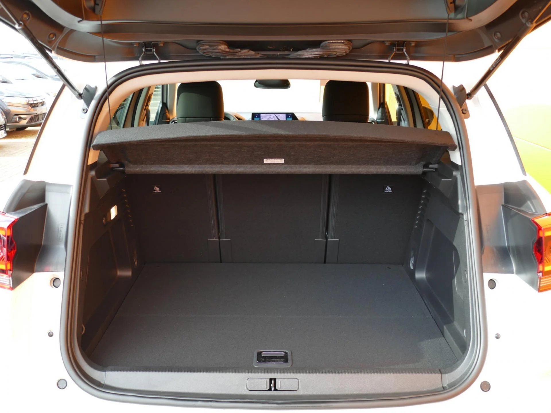 CITROEN C5 AIRCROSS - Miniature 8 sur 32 - Cliquer pour voir cette photo