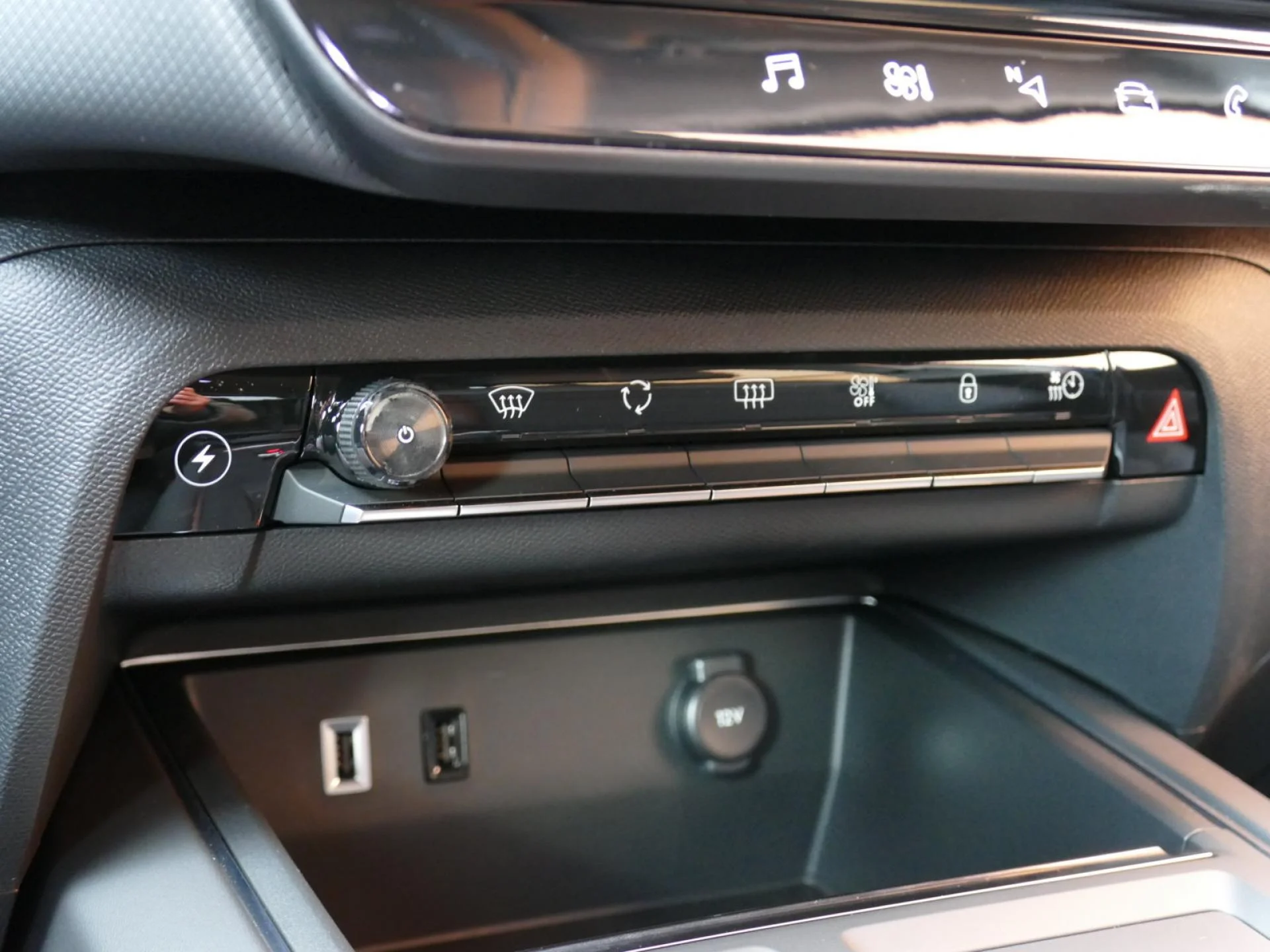 CITROEN C5 AIRCROSS - Miniature 16 sur 32 - Cliquer pour voir cette photo