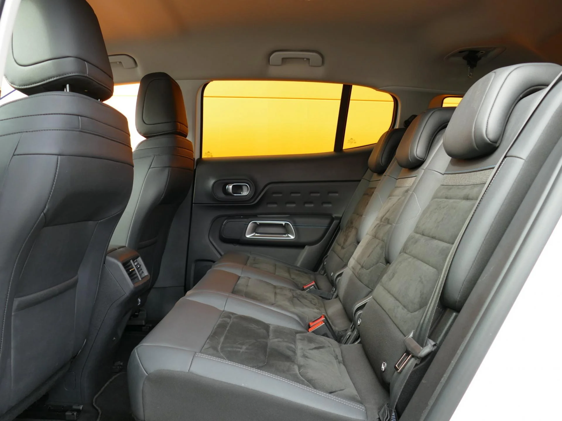 CITROEN C5 AIRCROSS - Miniature 7 sur 32 - Cliquer pour voir cette photo