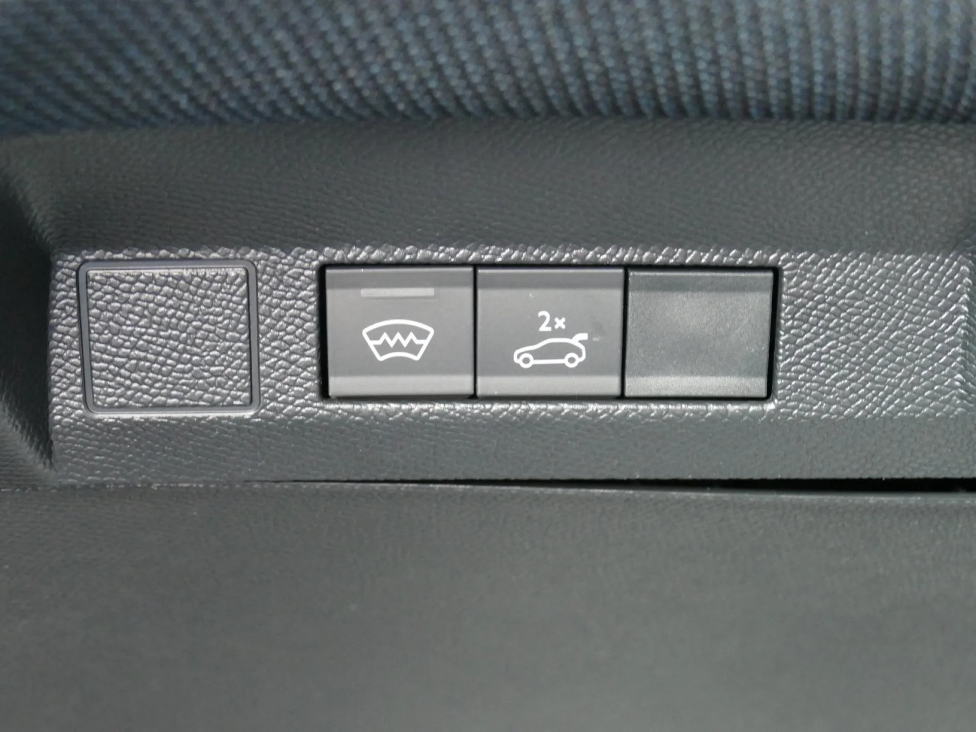 CITROEN C5 AIRCROSS - Miniature 21 sur 35 - Cliquer pour voir cette photo