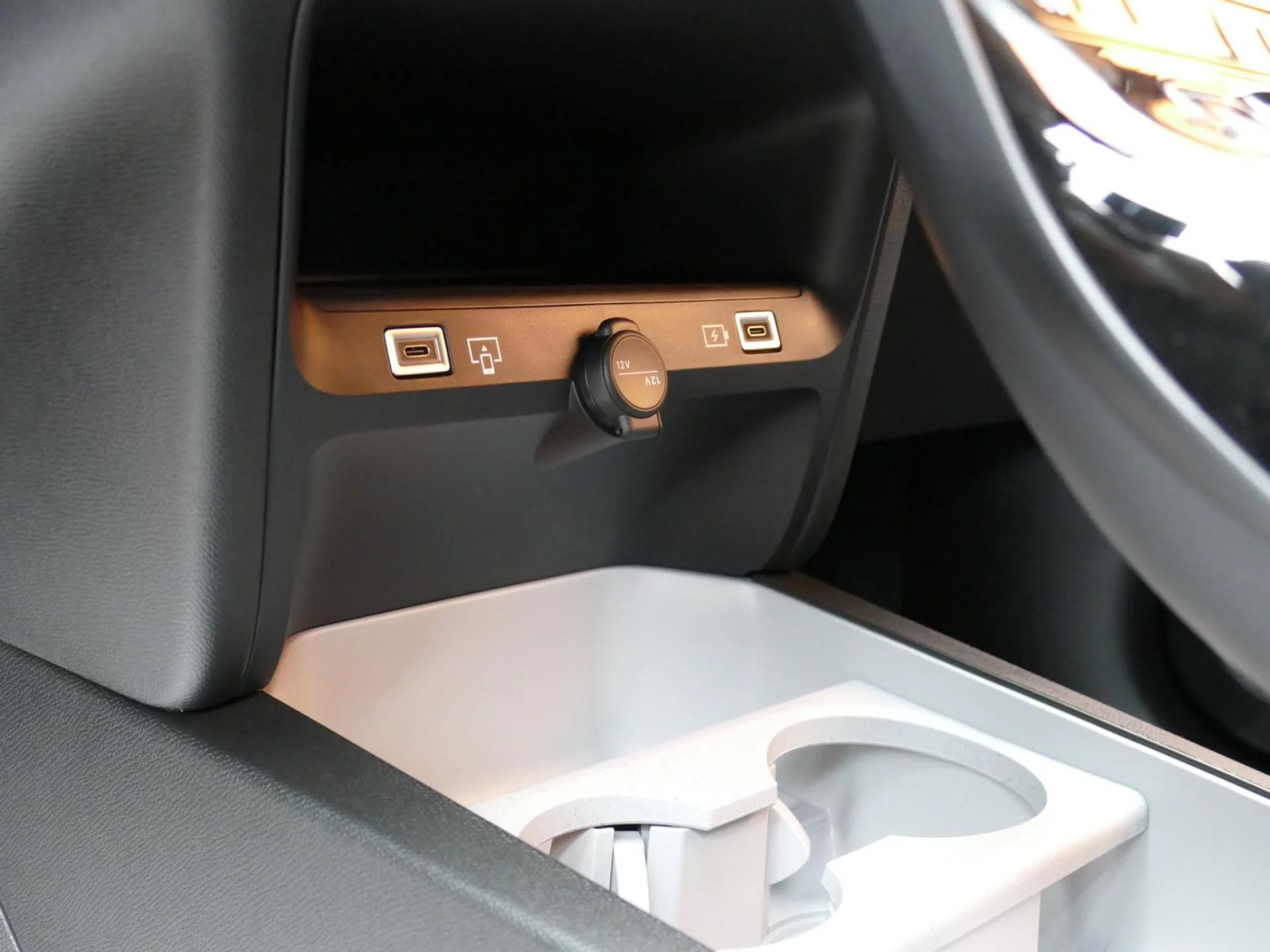 CITROEN C5 AIRCROSS - Miniature 26 sur 36 - Cliquer pour voir cette photo