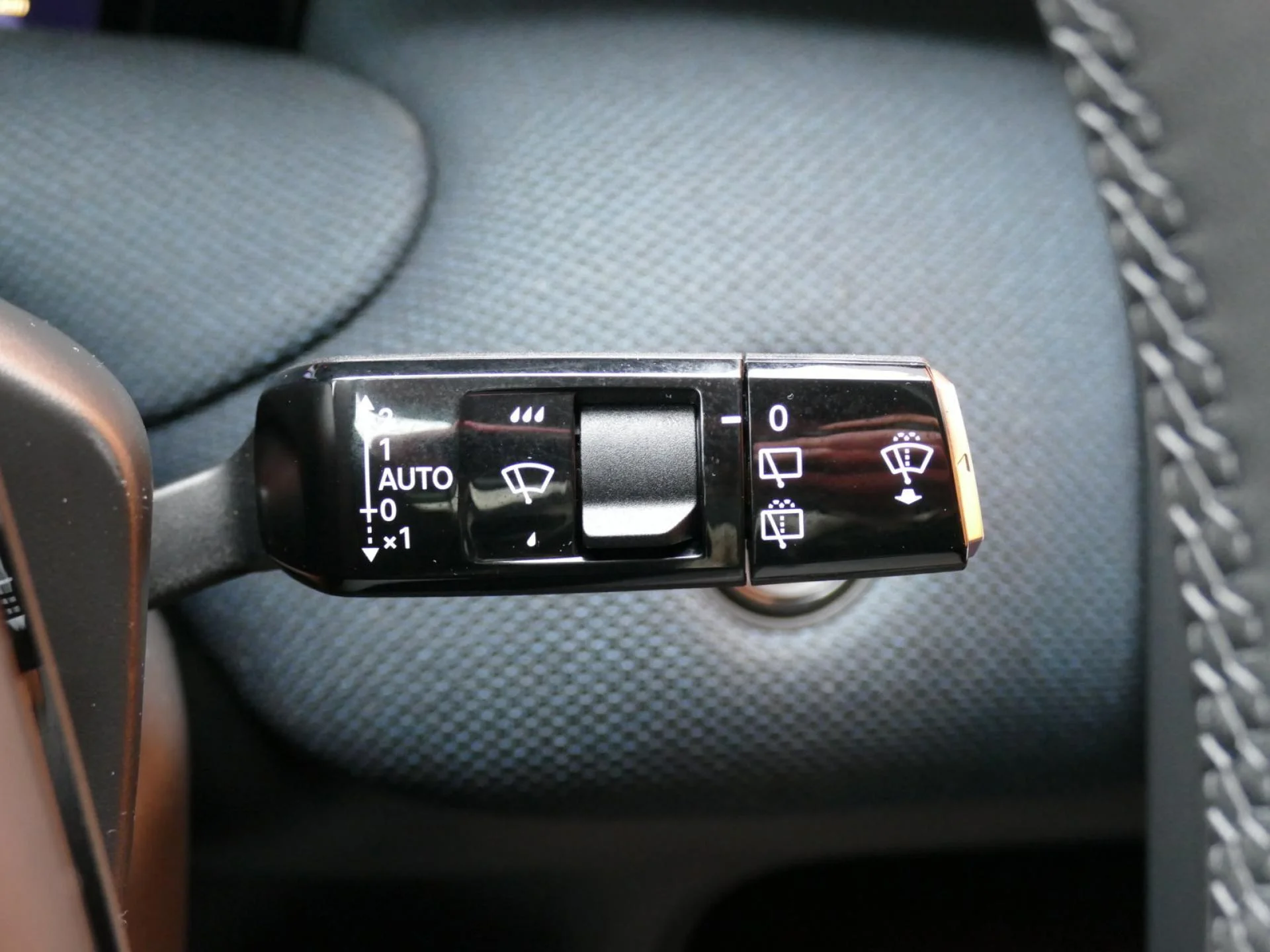 CITROEN C5 AIRCROSS - Miniature 30 sur 36 - Cliquer pour voir cette photo