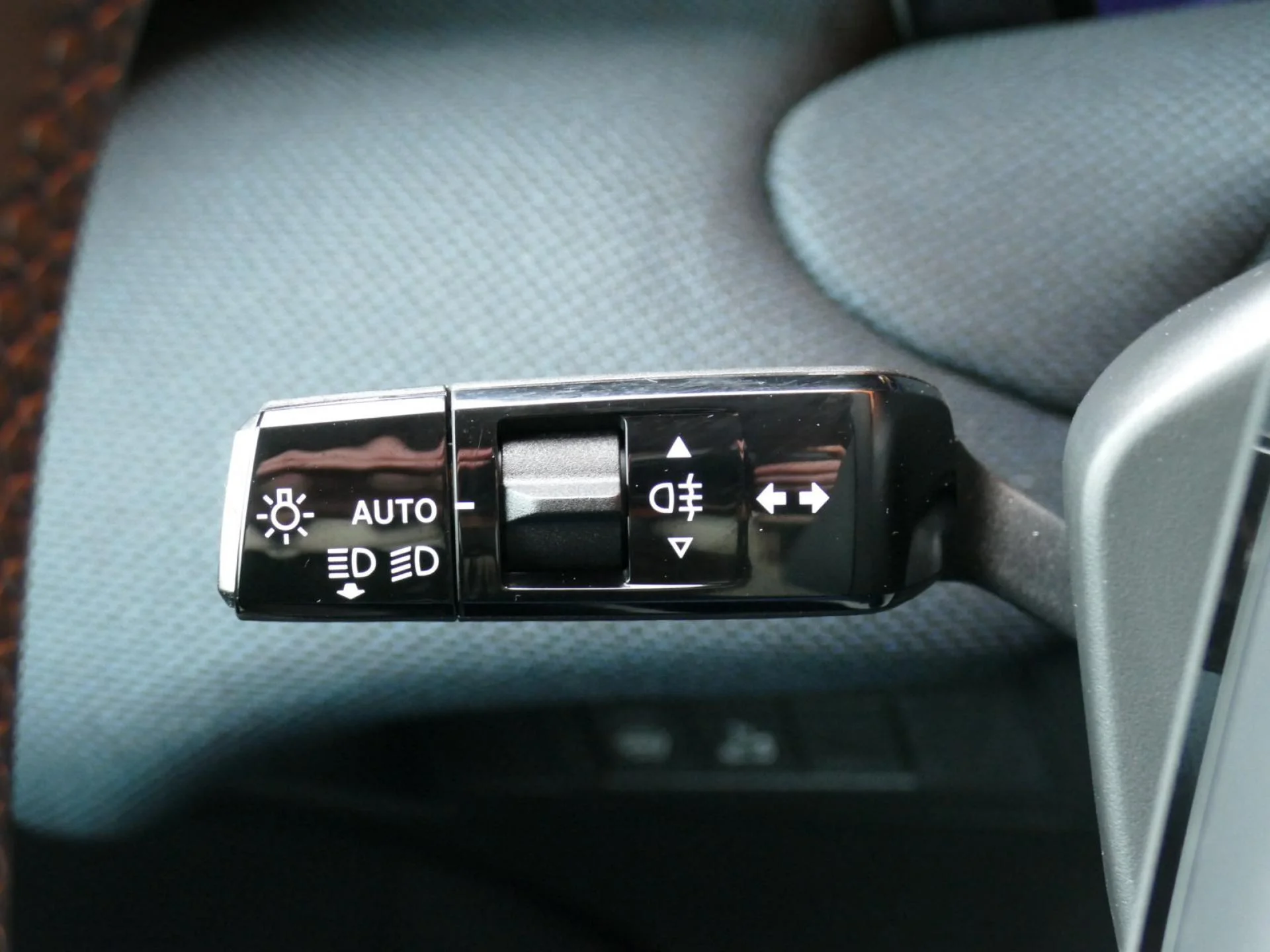 CITROEN C5 AIRCROSS - Miniature 29 sur 36 - Cliquer pour voir cette photo