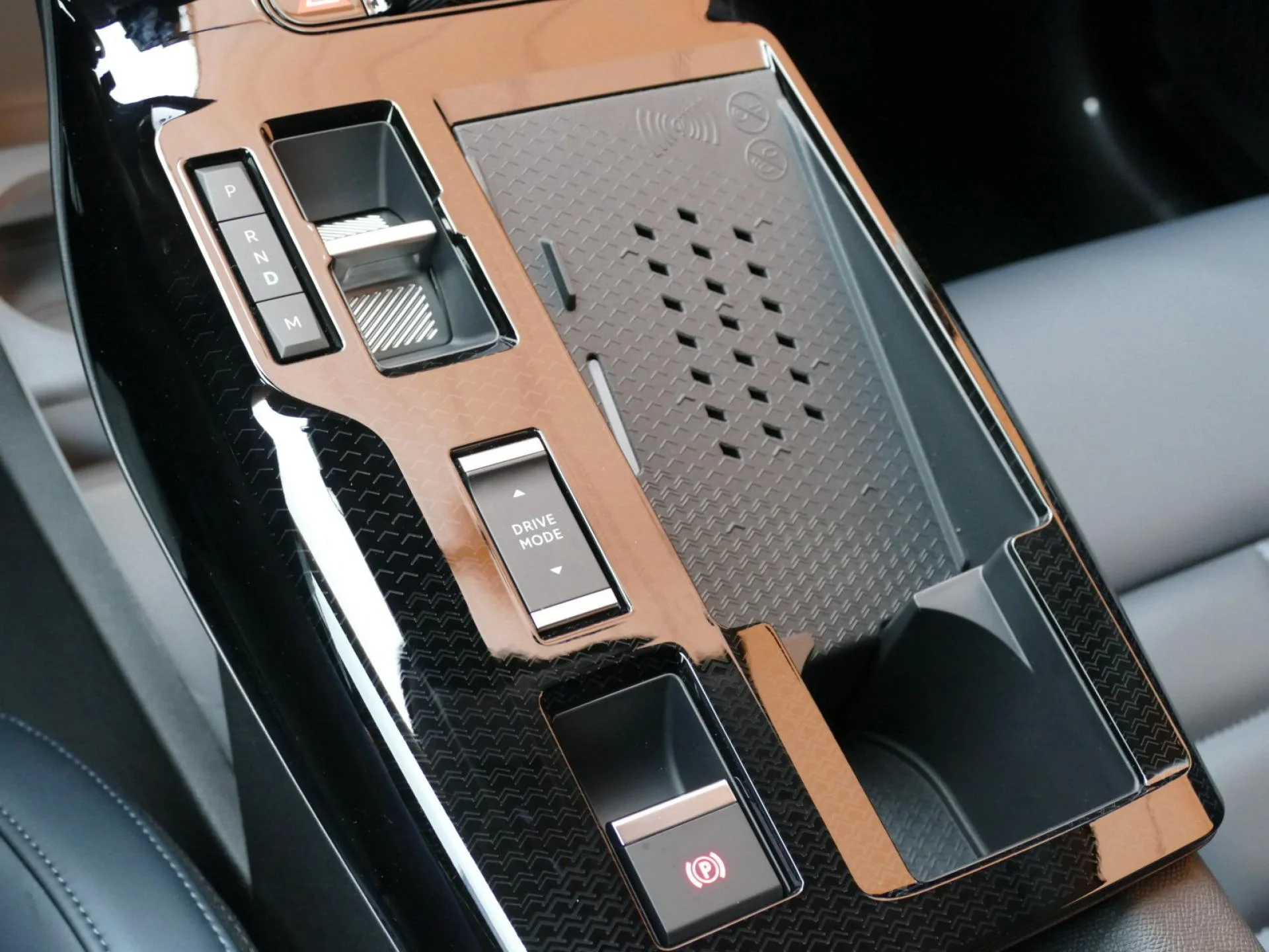 CITROEN C5 AIRCROSS - Miniature 22 sur 36 - Cliquer pour voir cette photo