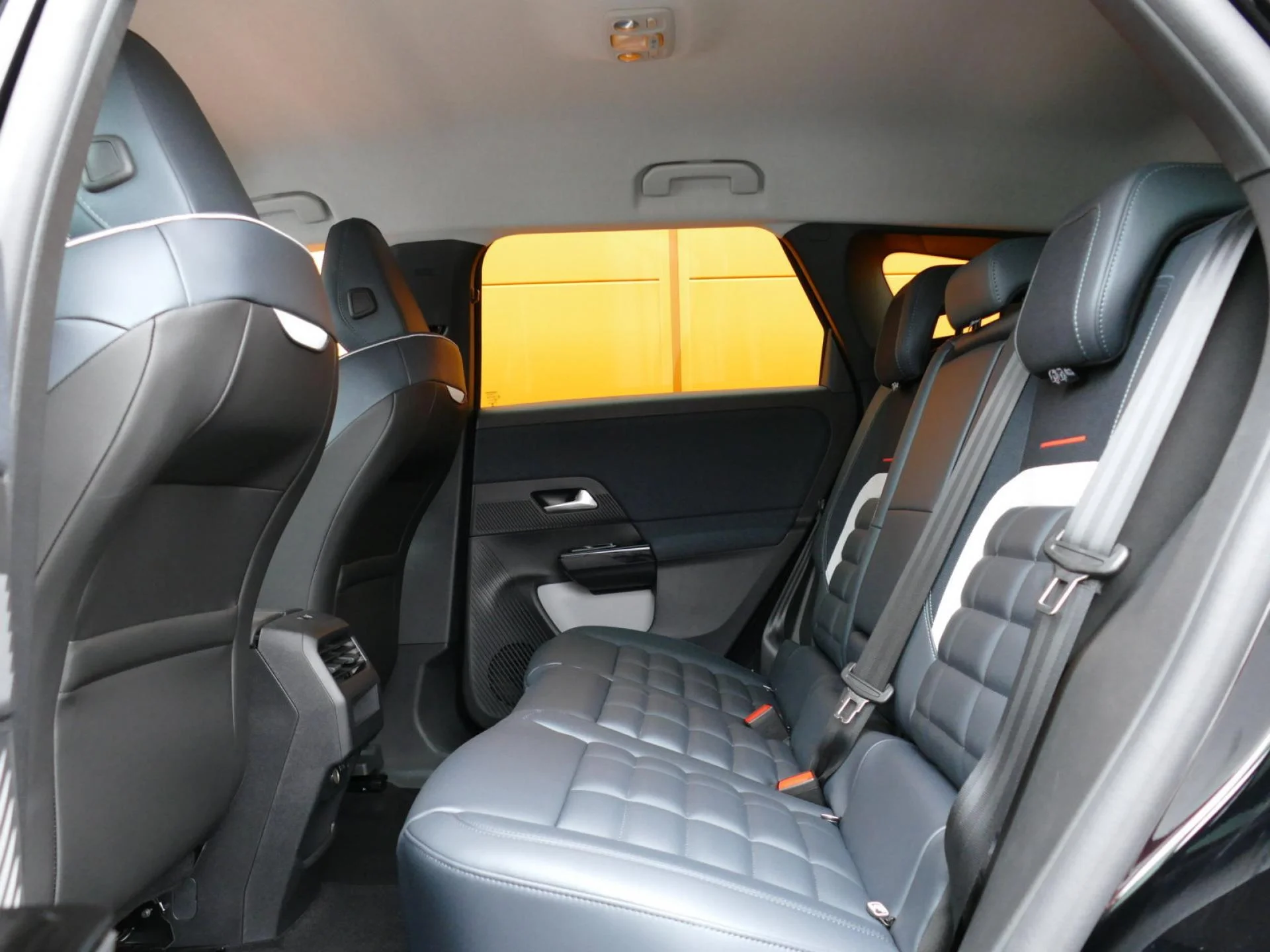 CITROEN C5 AIRCROSS - Miniature 8 sur 36 - Cliquer pour voir cette photo