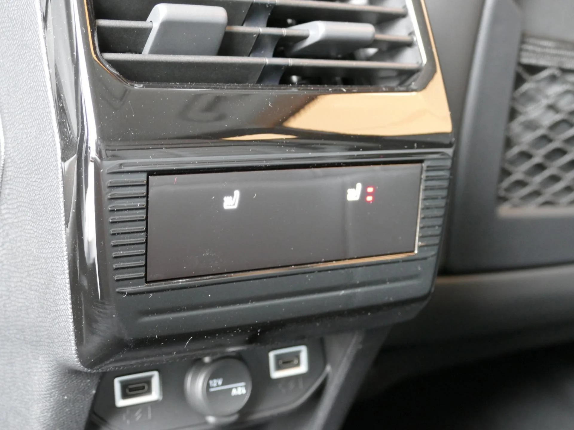 CITROEN C5 AIRCROSS - Miniature 21 sur 33 - Cliquer pour voir cette photo
