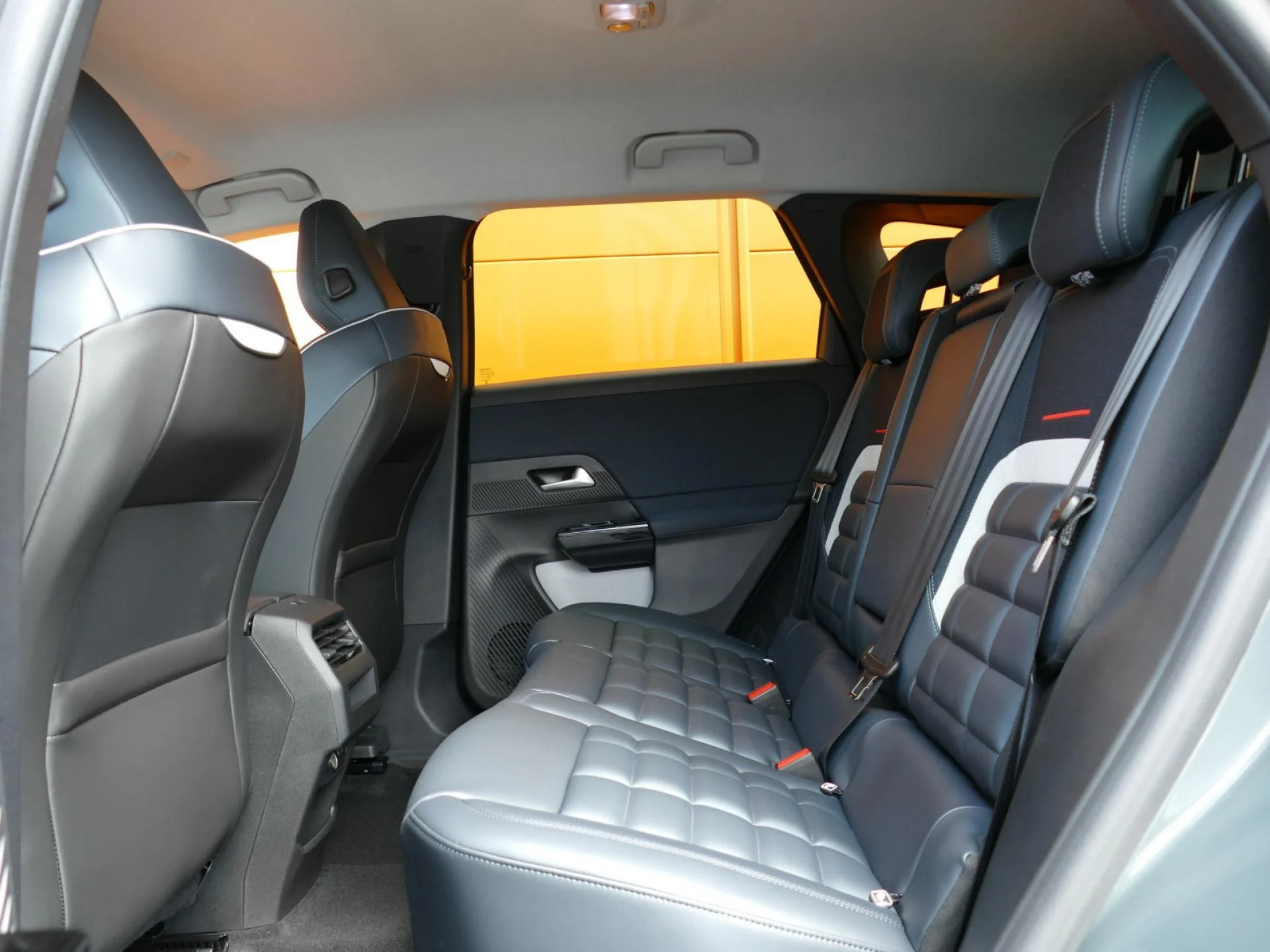 CITROEN C5 AIRCROSS - Miniature 7 sur 33 - Cliquer pour voir cette photo