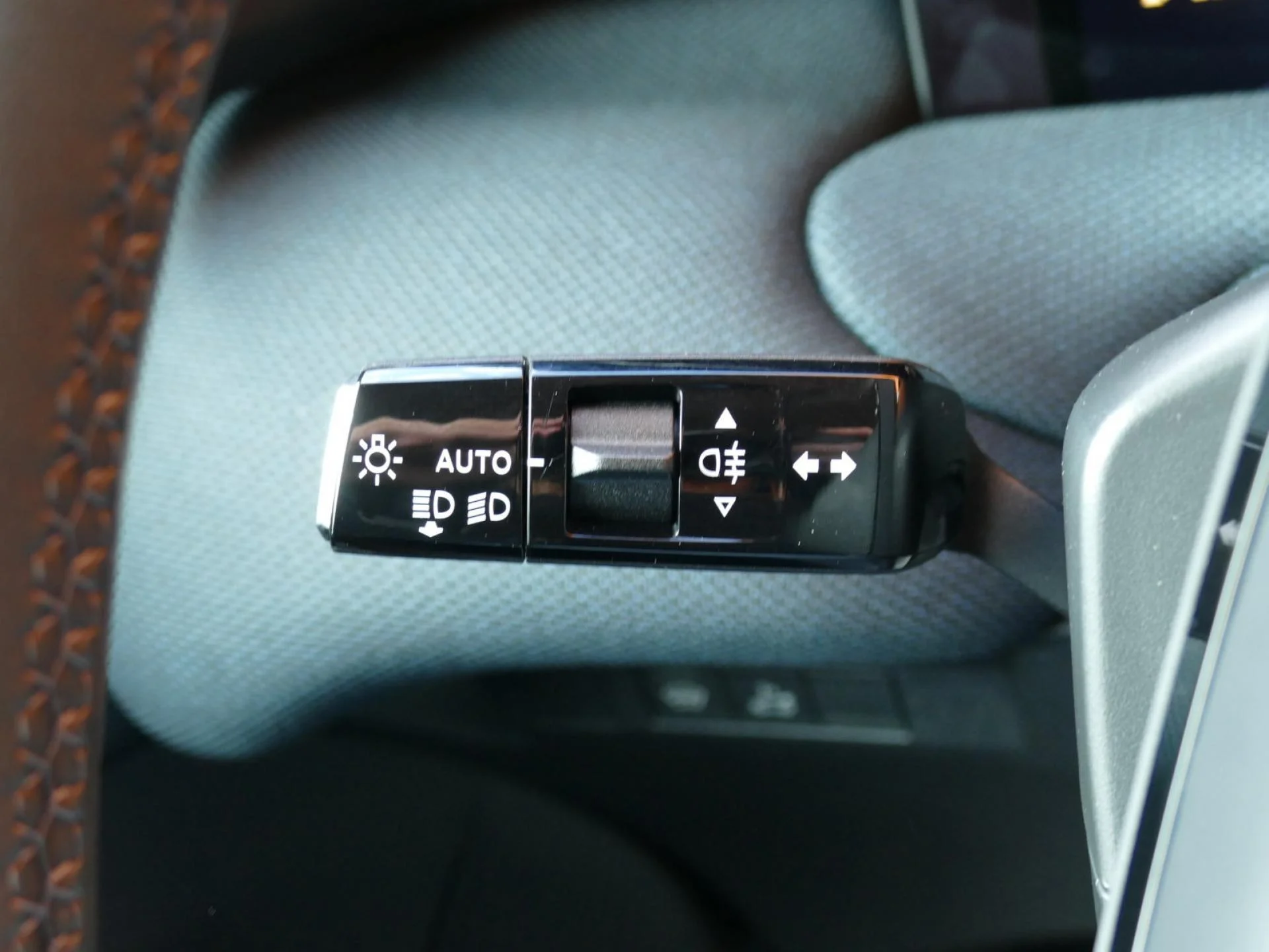 CITROEN C5 AIRCROSS - Miniature 30 sur 37 - Cliquer pour voir cette photo